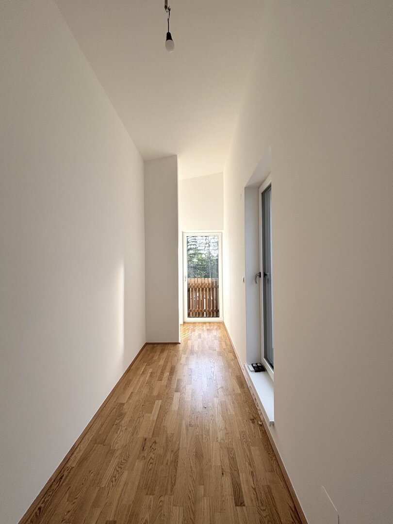 Moderne Doppelhaushälfte in Steinabrückl: Erstbezug mit Garten, Balkon und Terrassen!