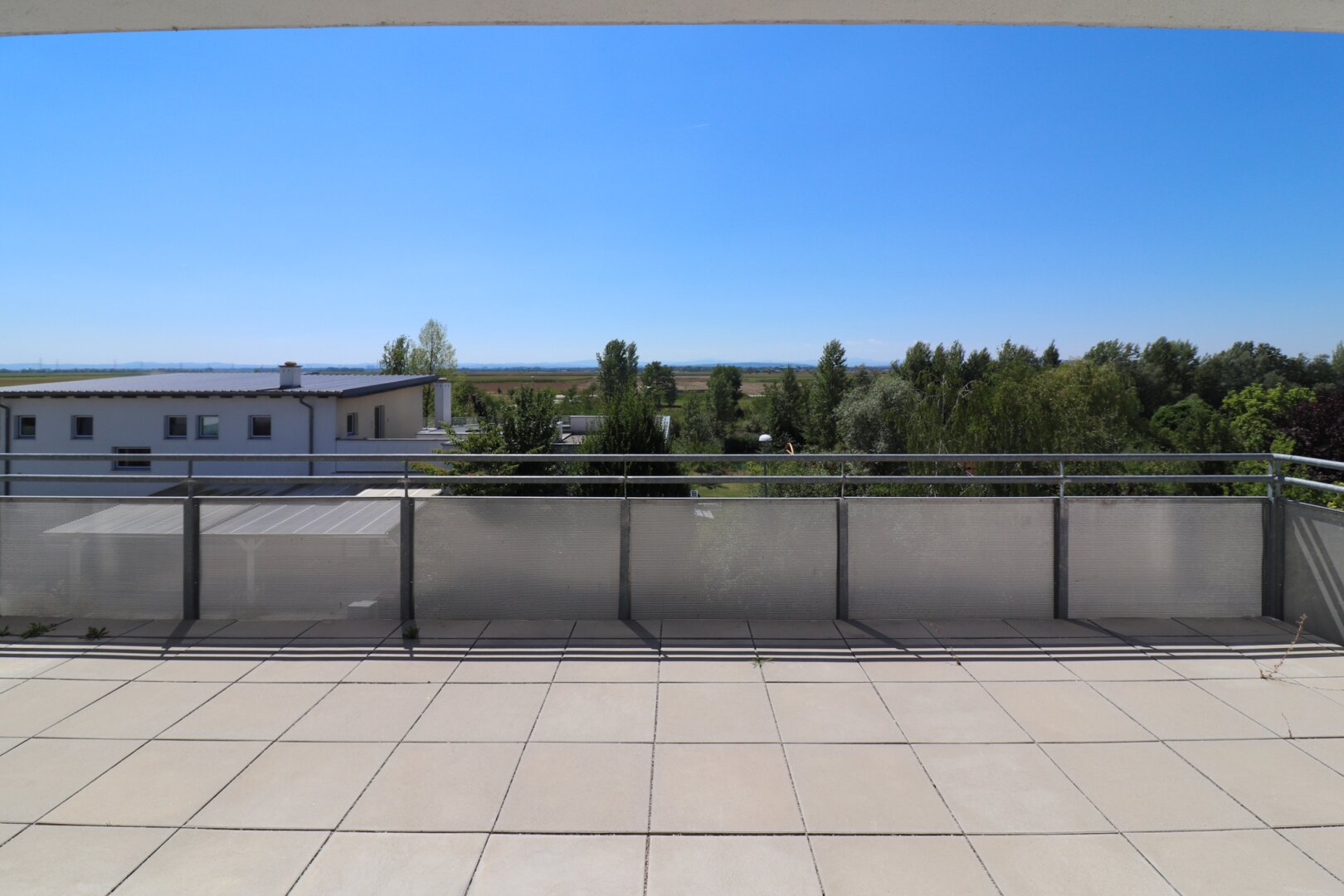 Seezugang - Exklusive Dachgeschosswohnung mit Kaufoption