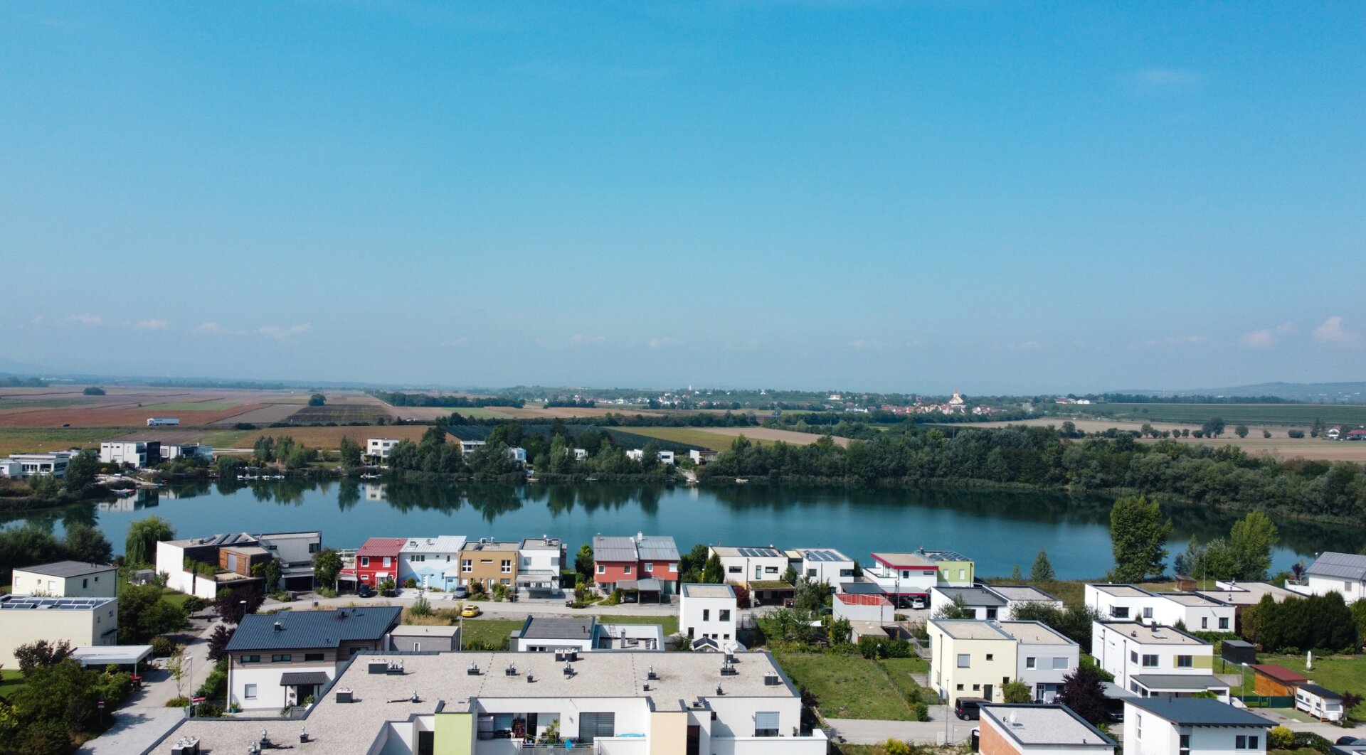 Modernes Wohnen in Fels am Wagram - Großzügige EG-Wohnung 4 Zimmer mit Garten, Terrasse und Seezugang