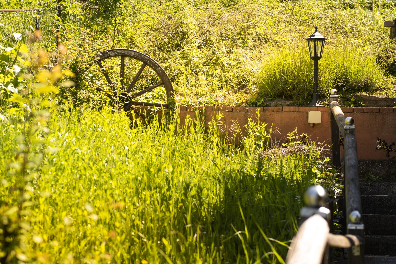 Wasserrad im Garten