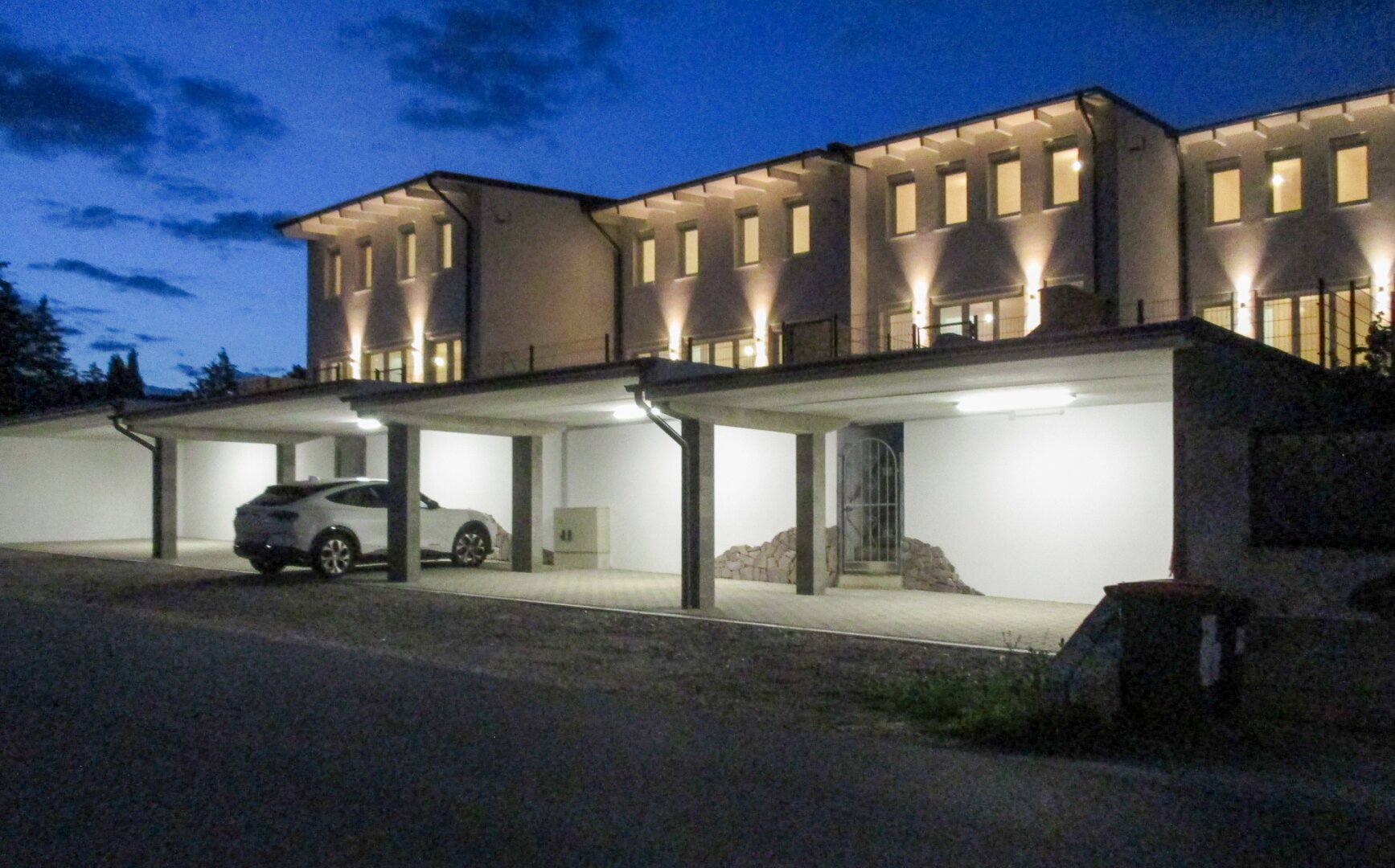 Nachblick zu den Carports