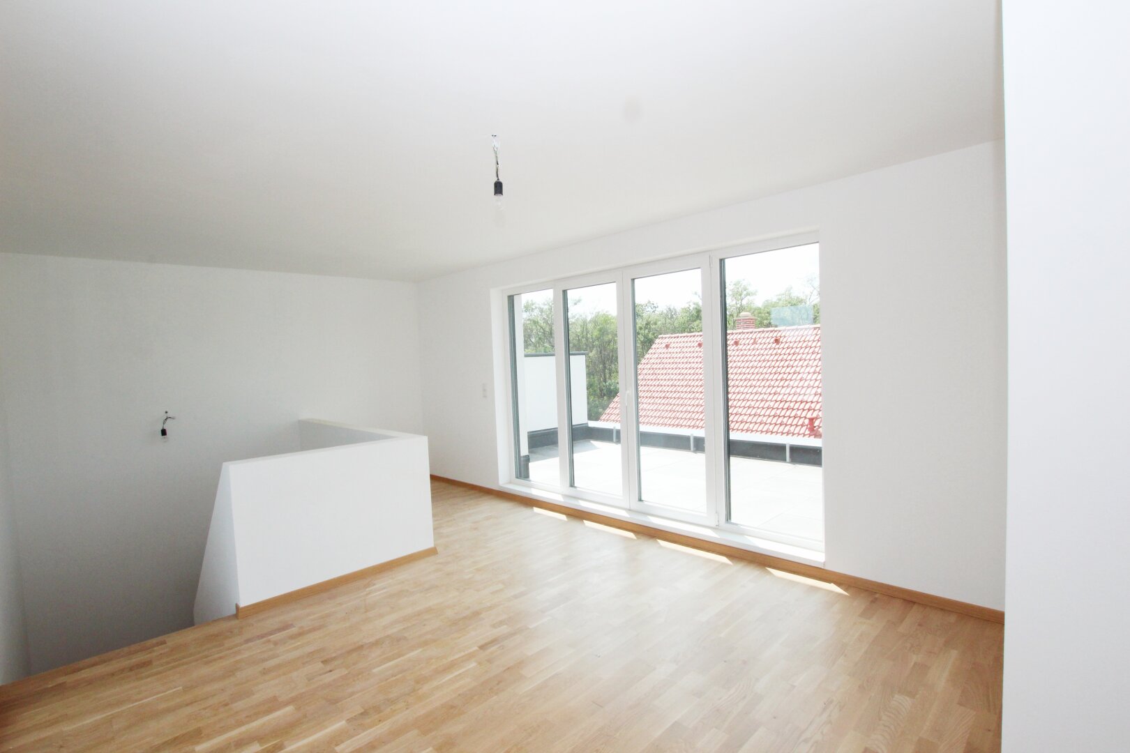 ANLEGERHAUS: Moderne vermietete Traumimmobilie in Strasshof - 5 Zimmer, Garten, Terrassen und mehr für nur 349.000,00 €!