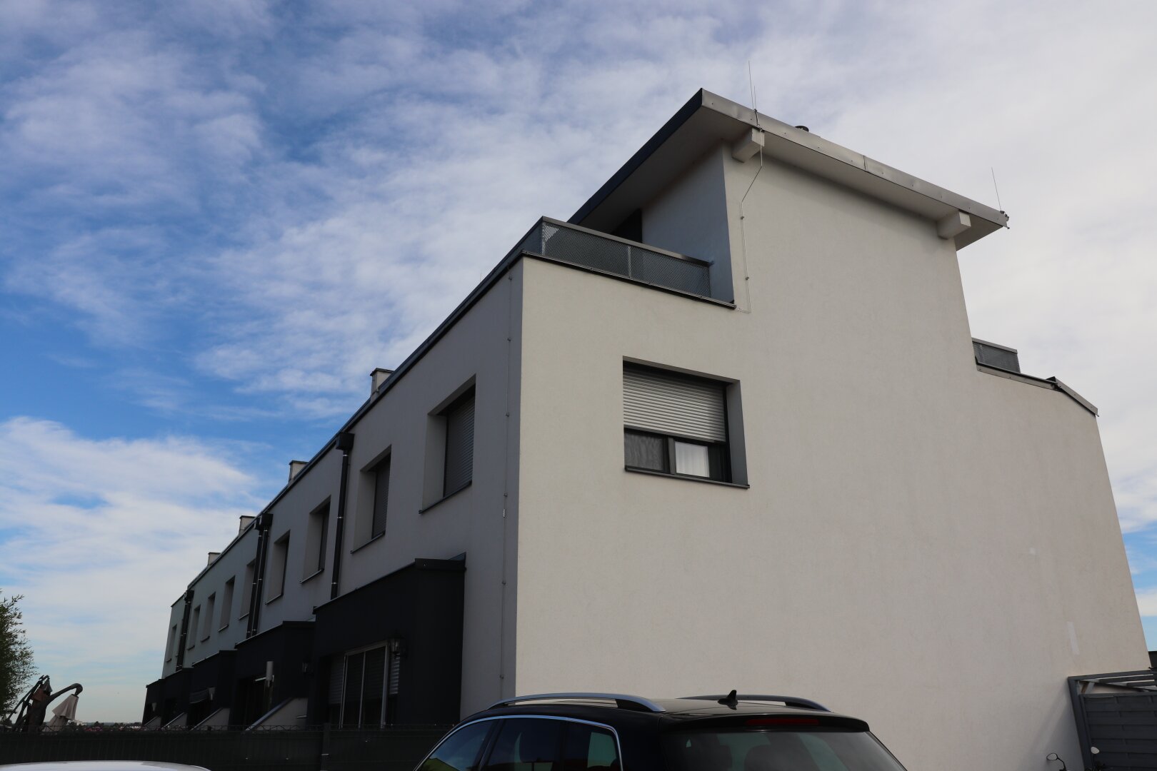 ANLEGERHAUS: Moderne vermietete Traumimmobilie in Strasshof - 5 Zimmer, Garten, Terrassen und mehr für nur 349.000,00 €!