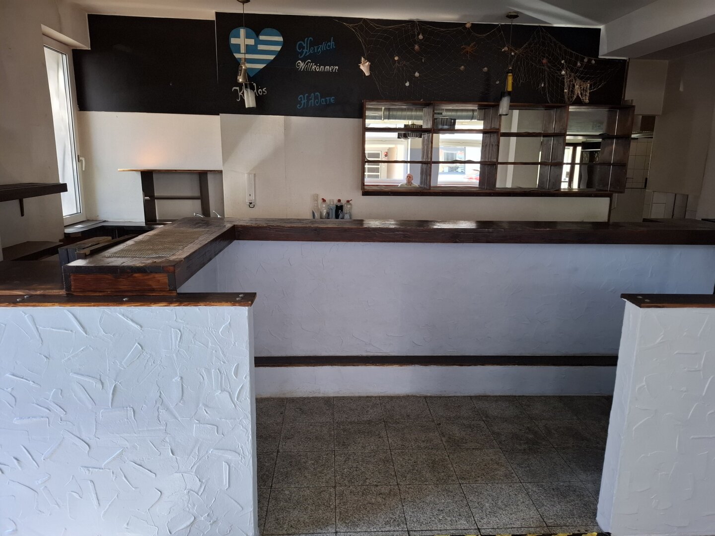 GASTRONOMIEFLÄCHE MIT SCHÖNEM GARTEN IN GÄNSERNDORF NÄHE BAHNHOF GASTROTEL IMMOBILIEN