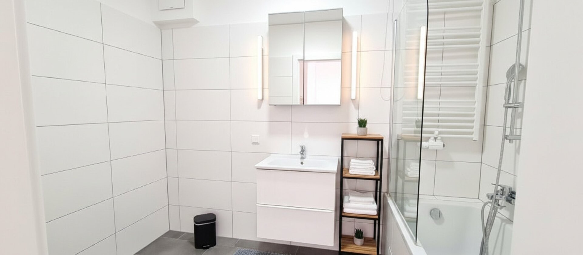 Neubau-Erdgeschoss mit Traumgarten – ideal für Singles & Paare!