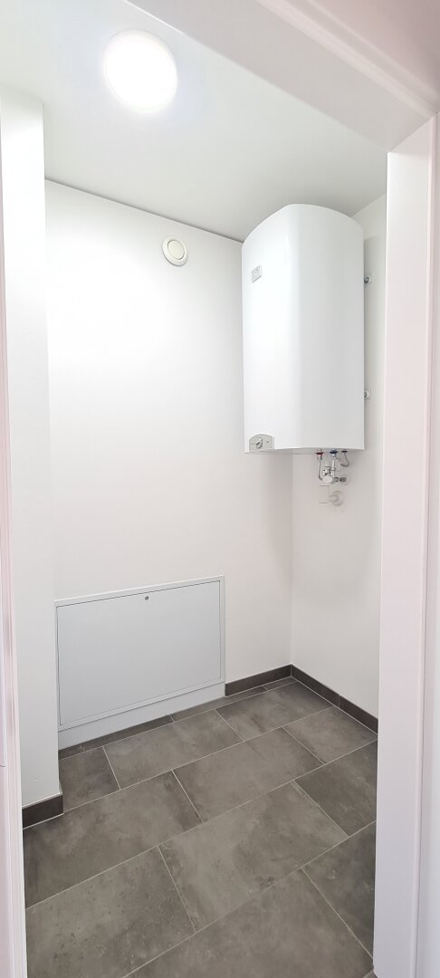 Neubau-Erdgeschoss mit Traumgarten – ideal für Singles & Paare!