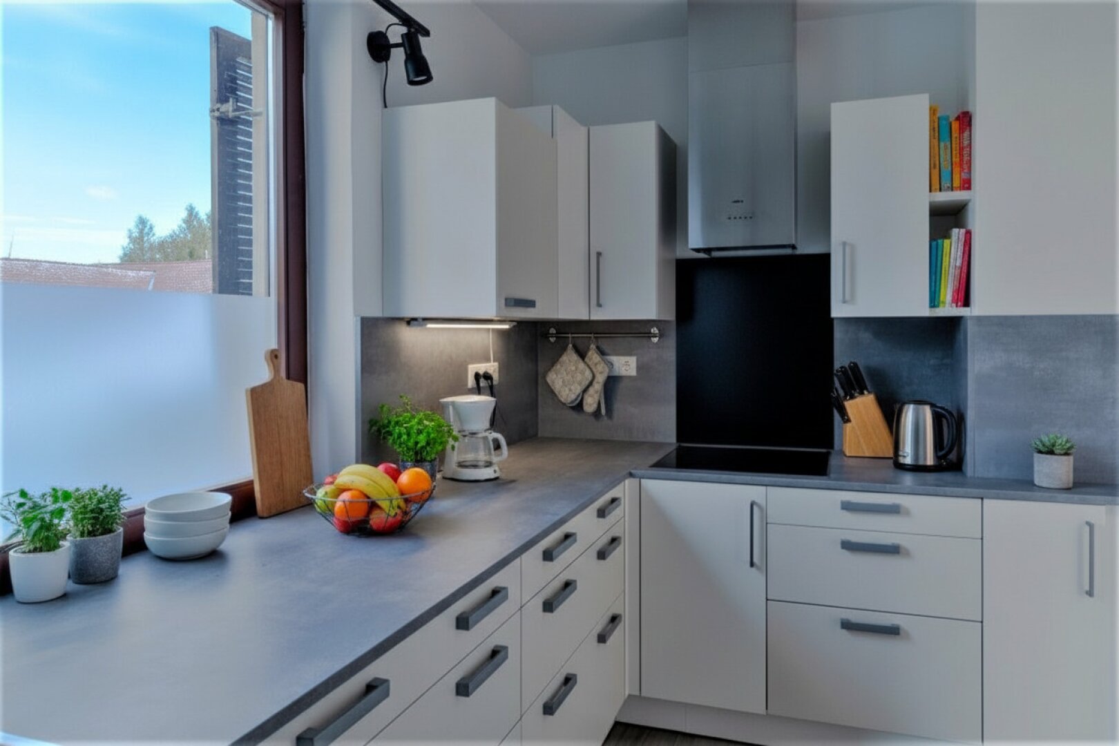 Küche ist Original, Accessoire KI generiert