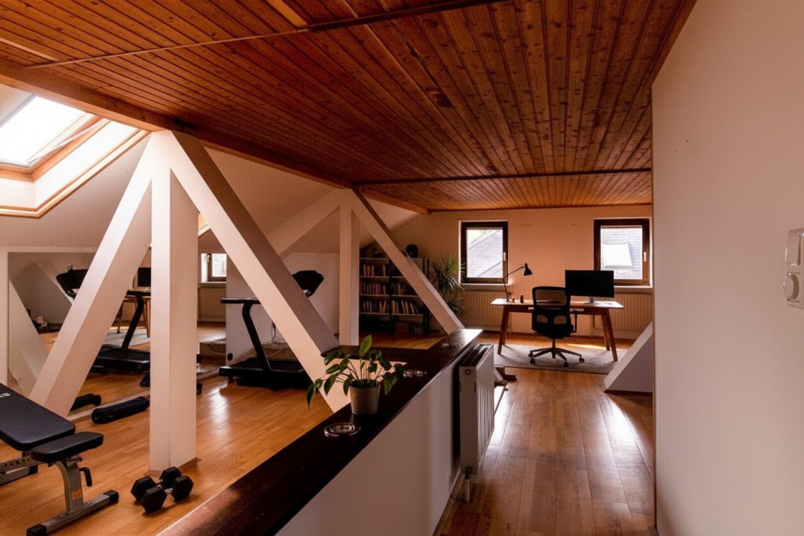 Dachbodenausbau: KI generierte Einrichtung