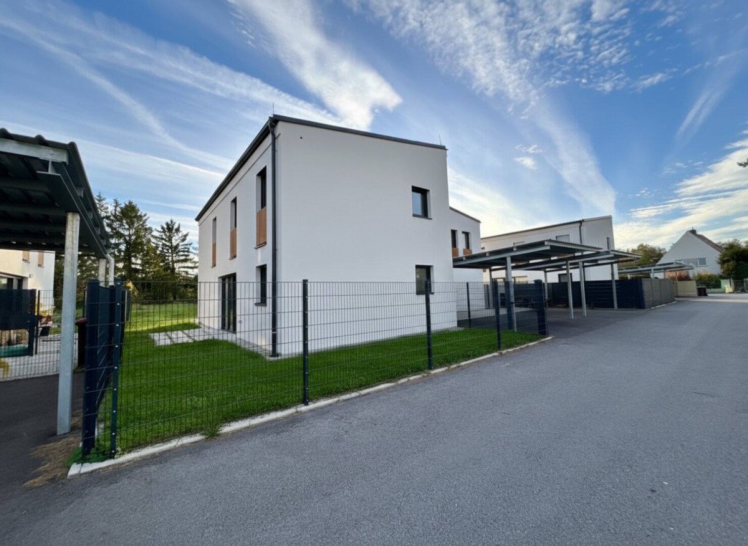 Moderne Doppelhaushälfte in Steinabrückl mit Kaufoption