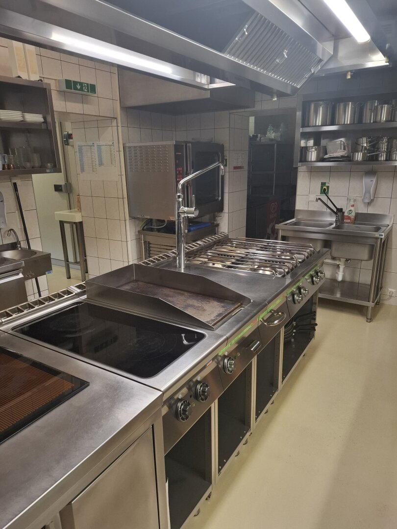 TRADITIONSBETRIEB VIS A VIS DER WALLFAHRTSKIRCHE GASTROTEL IMMOBILIEN