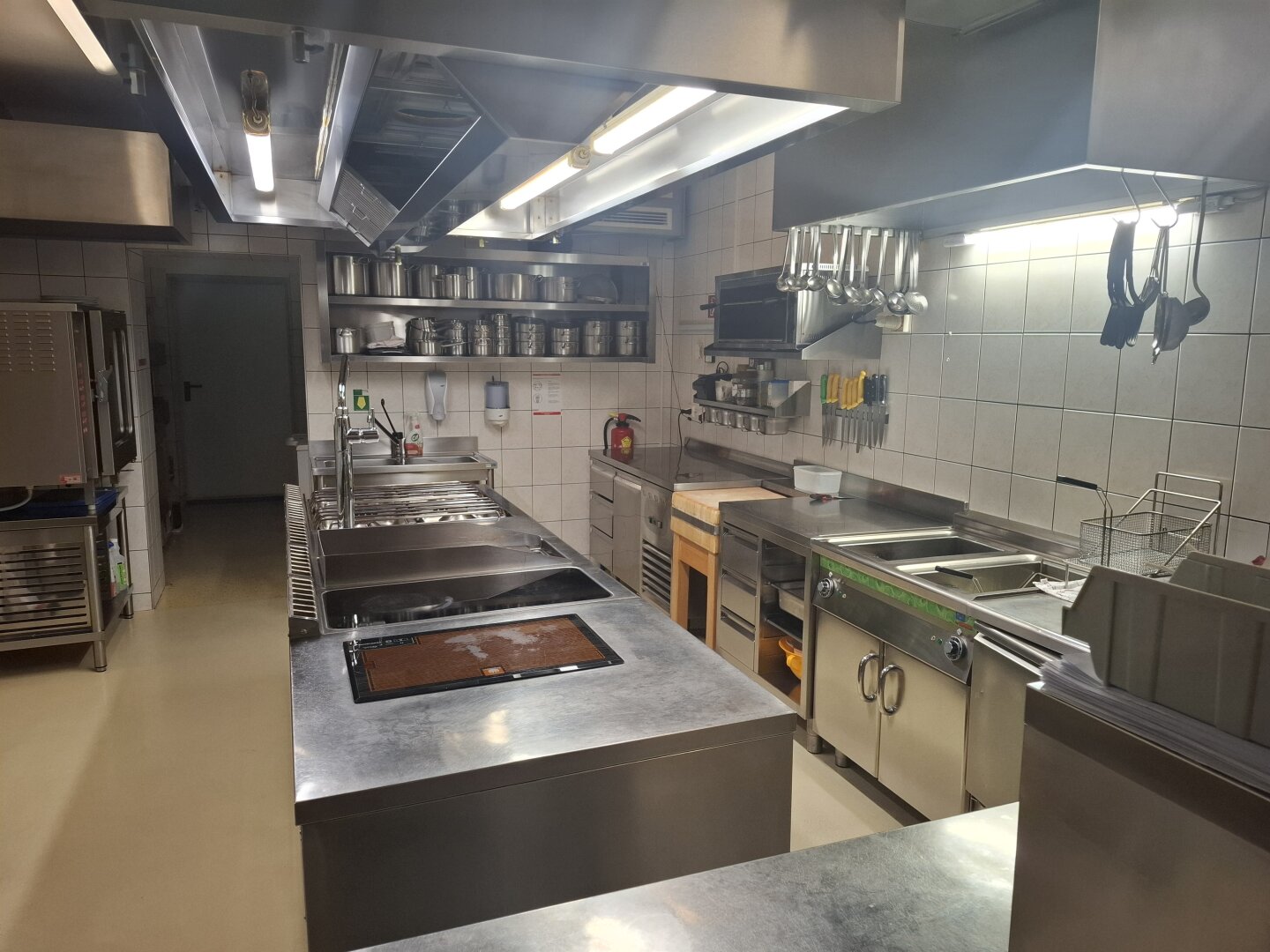 TRADITIONSBETRIEB VIS A VIS DER WALLFAHRTSKIRCHE GASTROTEL IMMOBILIEN