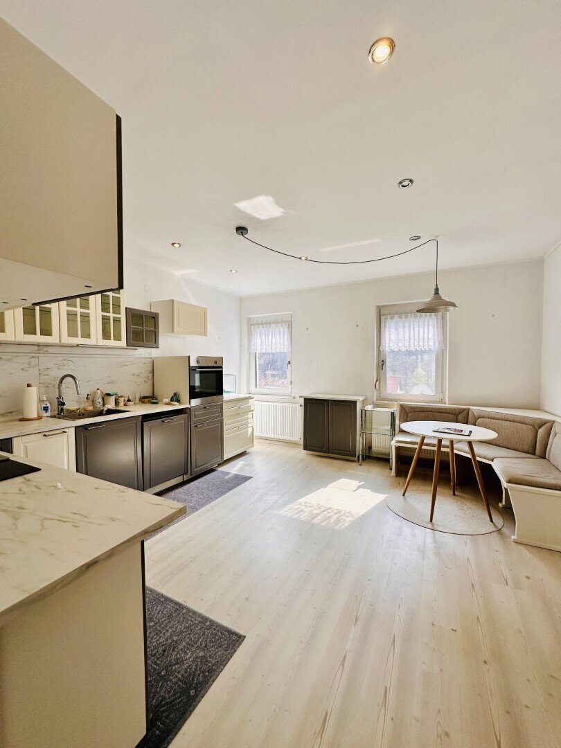 Großzügiges Haus mit Grundstück und eigenem Waldanteil – Naturparadies in Gloggnitz!