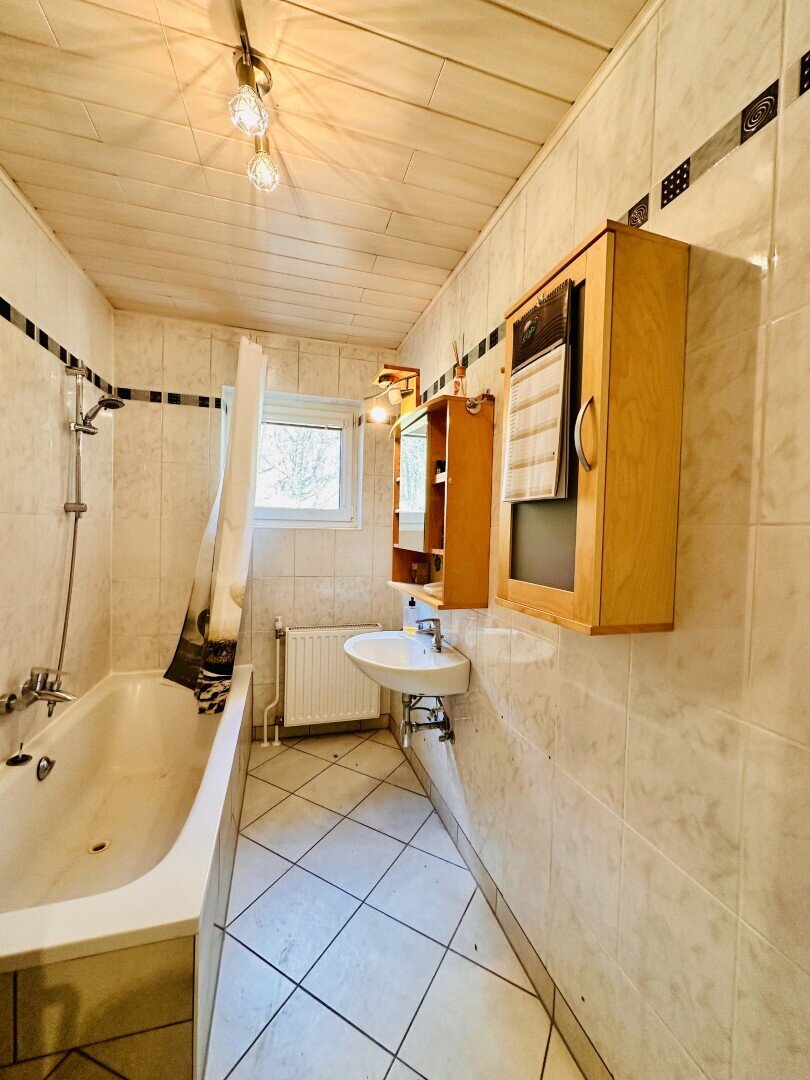 Großzügiges Haus mit Grundstück und eigenem Waldanteil – Naturparadies in Gloggnitz!