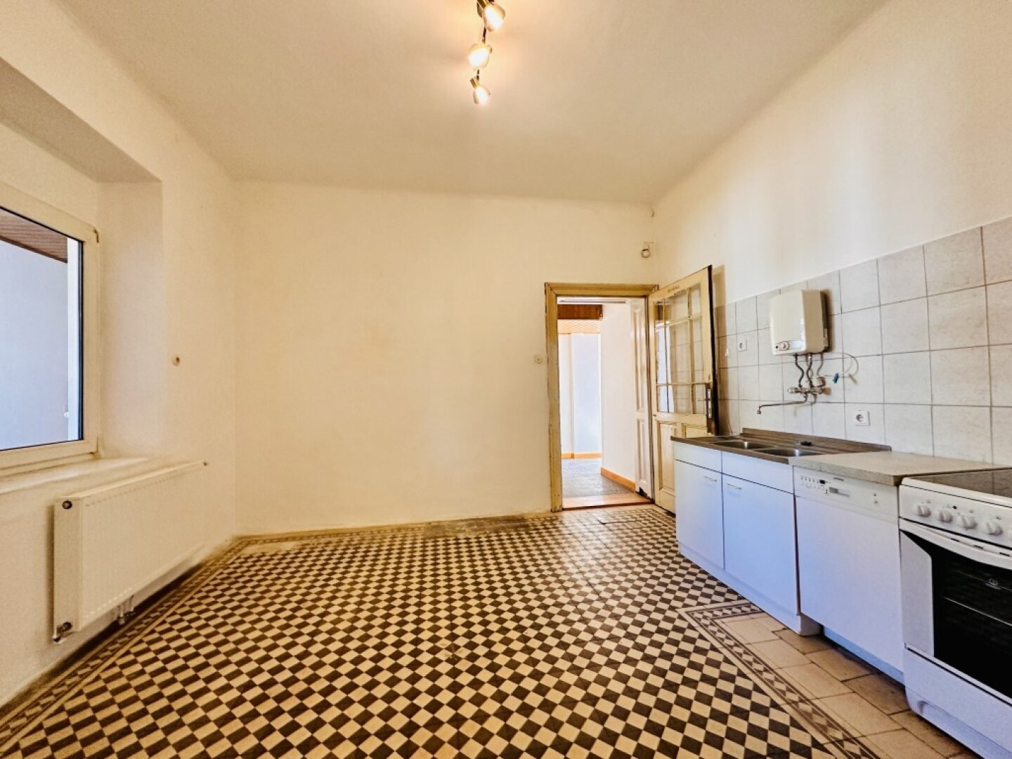 Einfamilienhaus zum Kauf in 2620 Neunkirchen in der Nähe vom Zentrum!