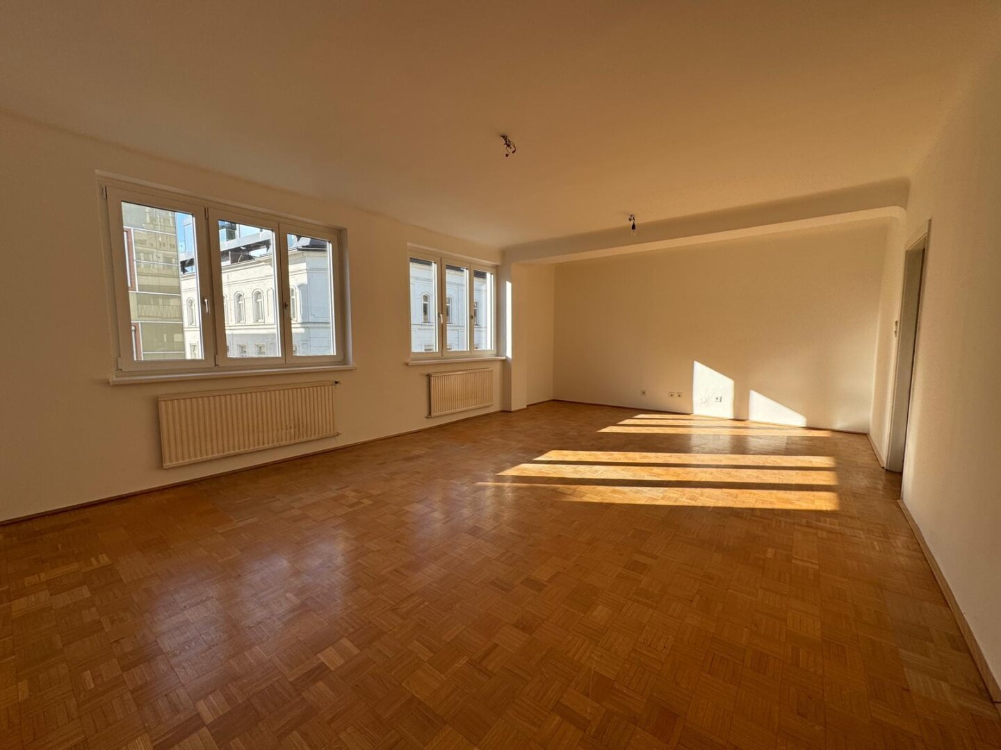 STADTWOHNUNG FÜR KREATIVE