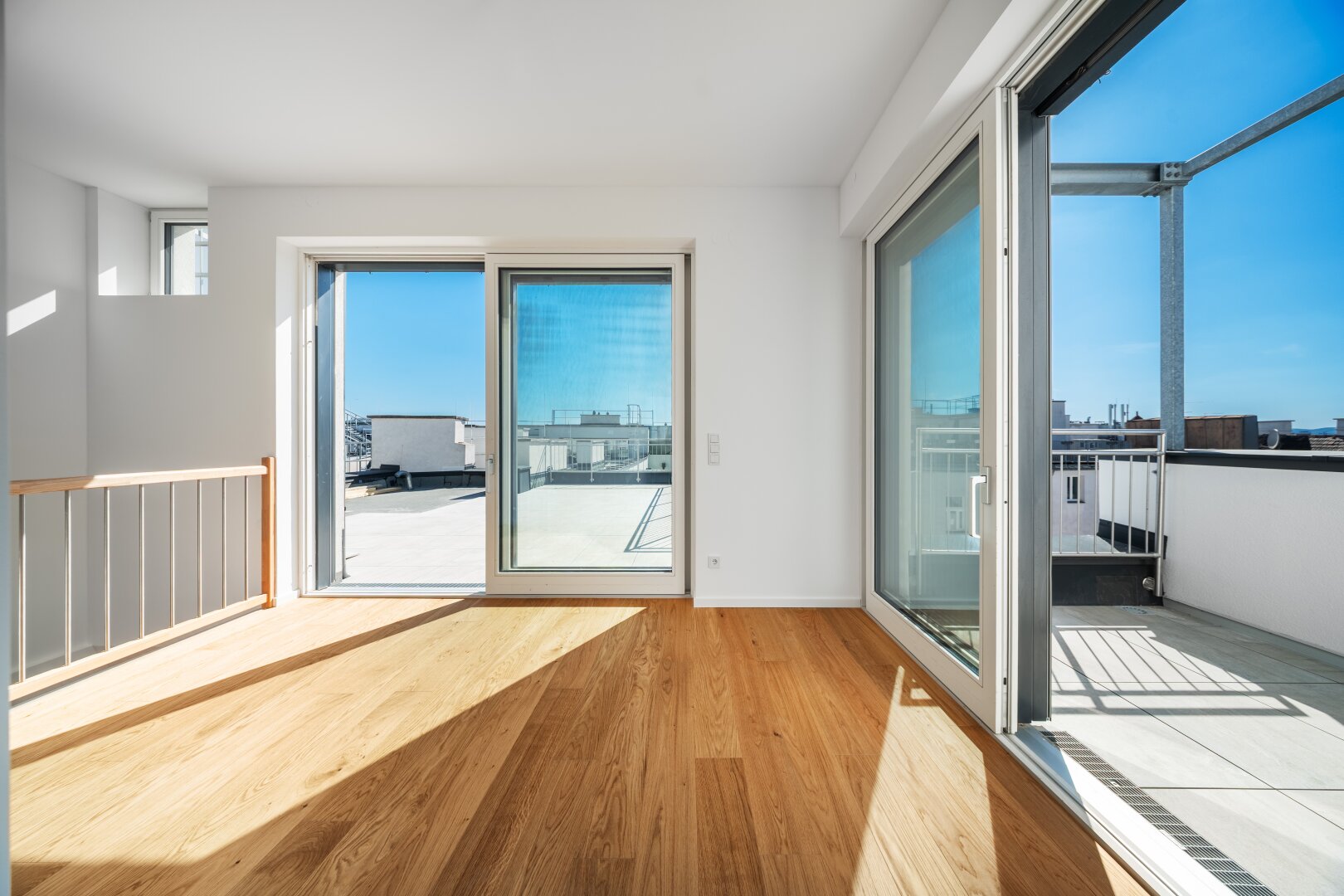 EXKLUSIVE DG-MAISONETTE MIT PANORAMA ÜBER WIENER SKYLINE & PRATER
