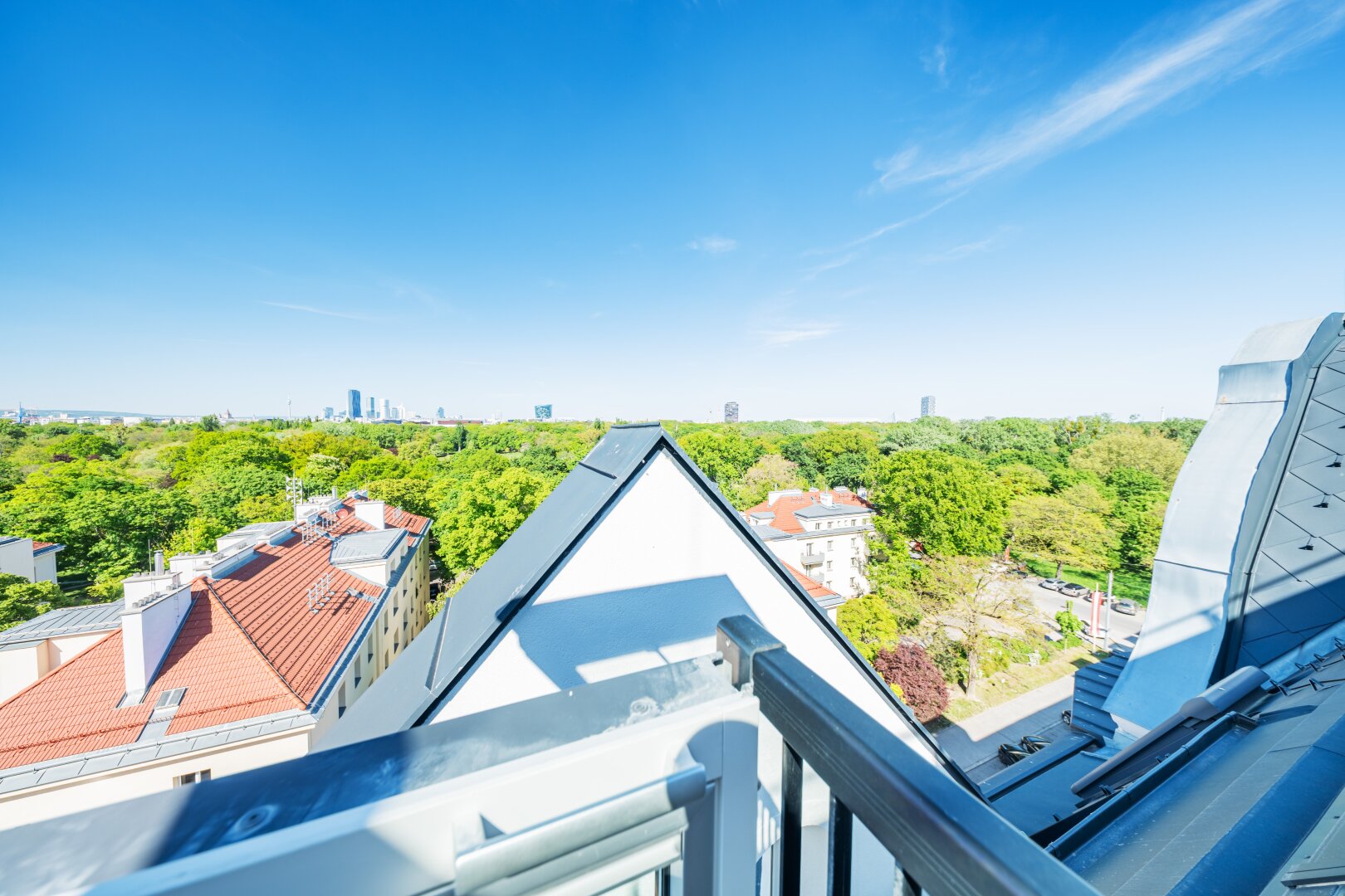 EXKLUSIVE DG-MAISONETTE MIT PANORAMA ÜBER WIENER SKYLINE & PRATER