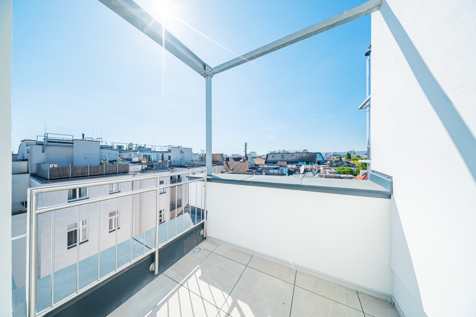 EXKLUSIVE DG-MAISONETTE MIT PANORAMA ÜBER WIENER SKYLINE & PRATER