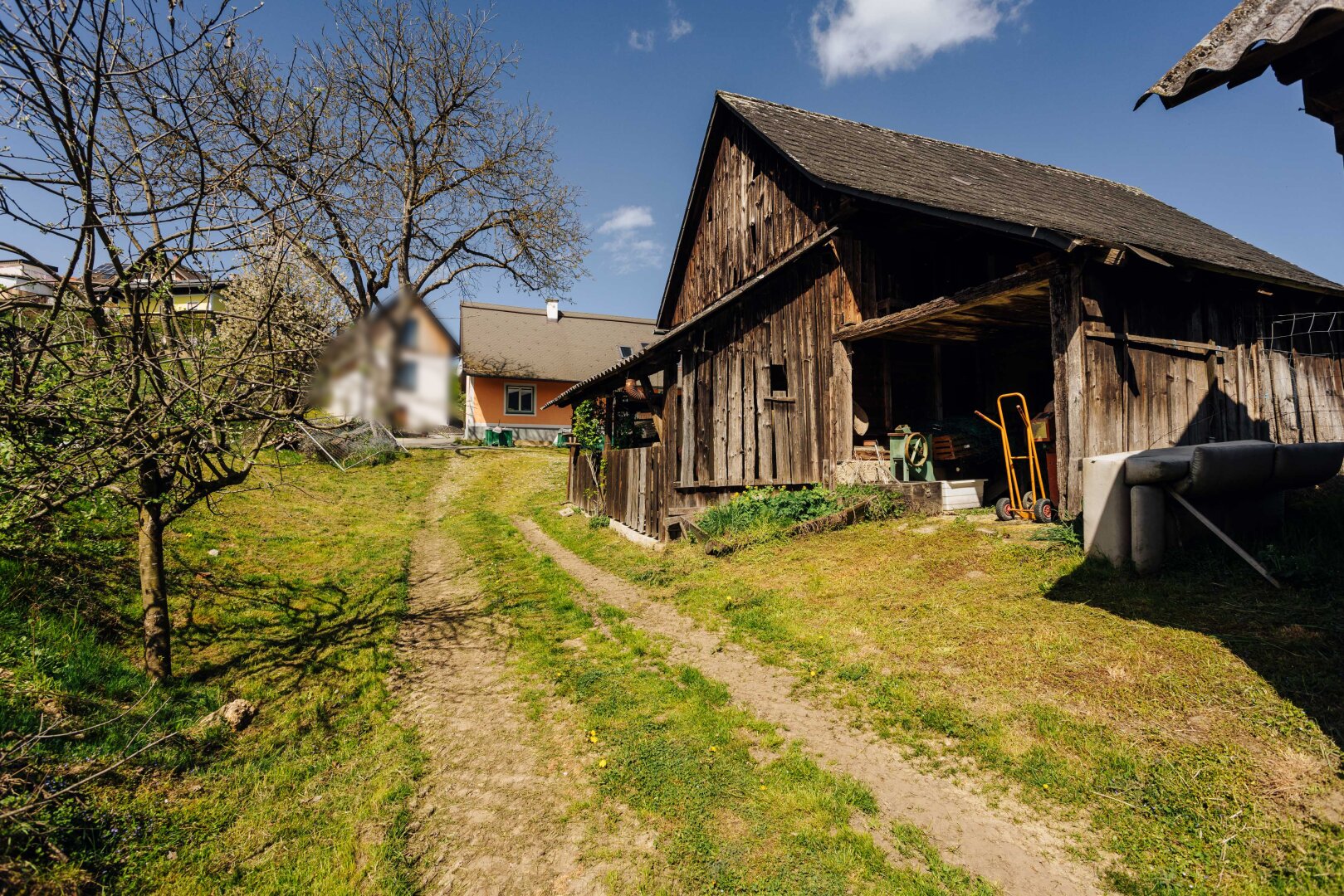 Ihr Rückzugsort am Kranachberg: Anwesen mit Weitblick und Seltenheitswert