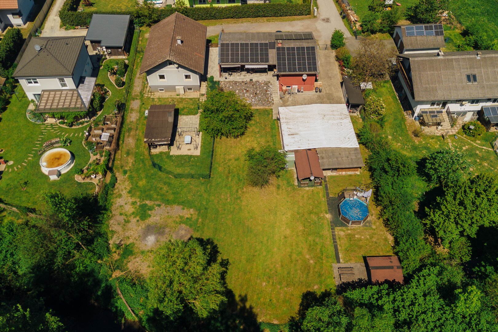 Einfamilienhaus mit Luftwärmepumpe, Photovoltaik und unverbaubarem Grünblick!