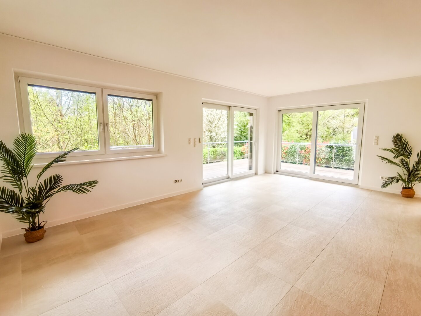 Großzügig belichteter Wohnbereich.