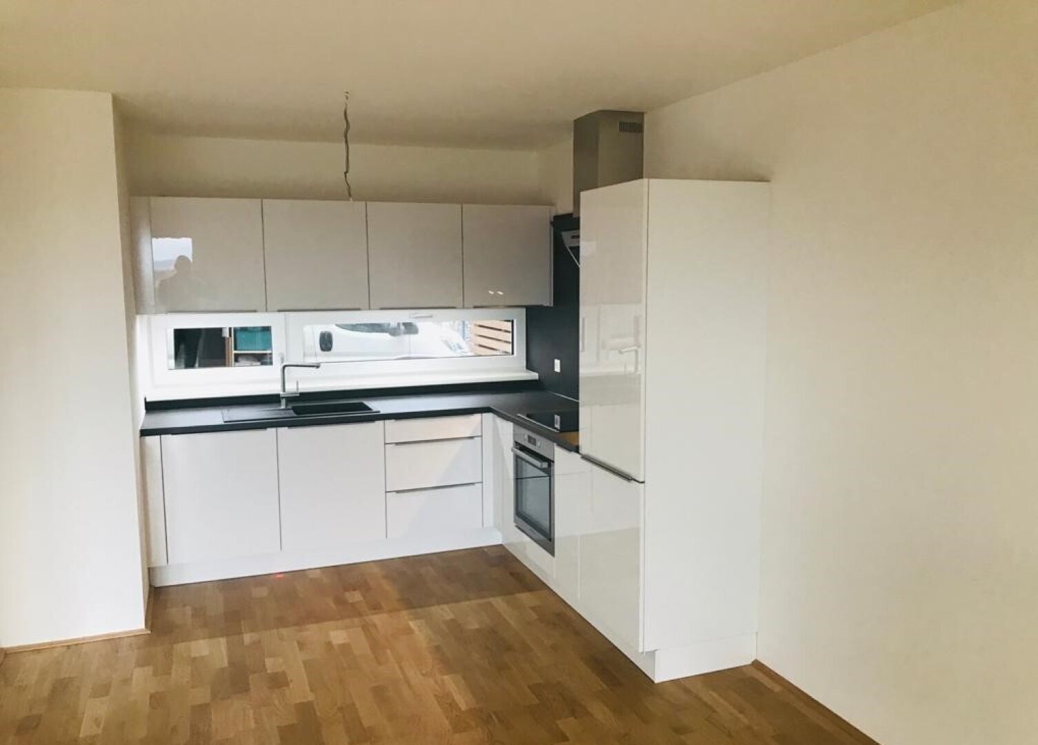 Wohnung im Reihenhaus-Stil - schnell Termin vereinbaren - Besichtigung am Dienstag 26.05.2026