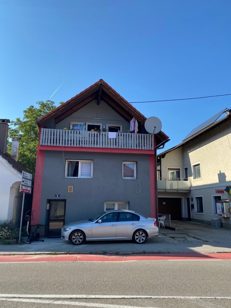 Mehrfamilienhaus mit 3 Wohneinheiten im Ortszentrum
