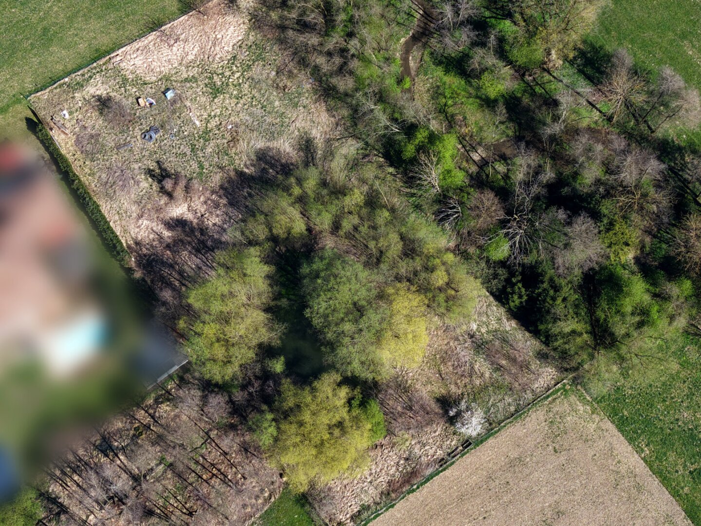 betriebsgrundstück mit teich & bach – ca. 5.178 m² | ideal für handwerk & kleinunternehmen