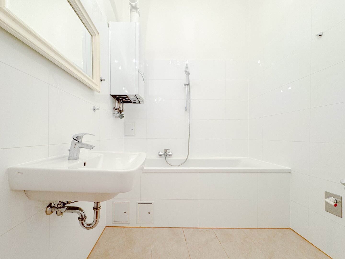 Hochwertig saniertes Altbaujuwel – großzügige 2,5 Zimmer | ca. 79 m² | Lift & Klima | U6 Alserstraße | 43/44