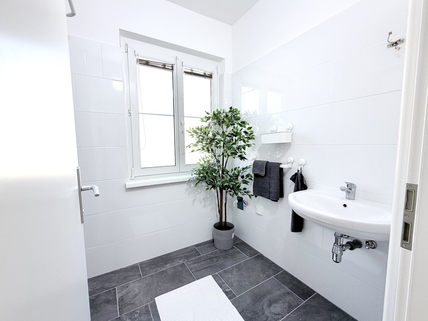 Provisionsfreie Ferienwohnung in St. Aegyd – voll möbliert, mit Carport, sofort verfügbar