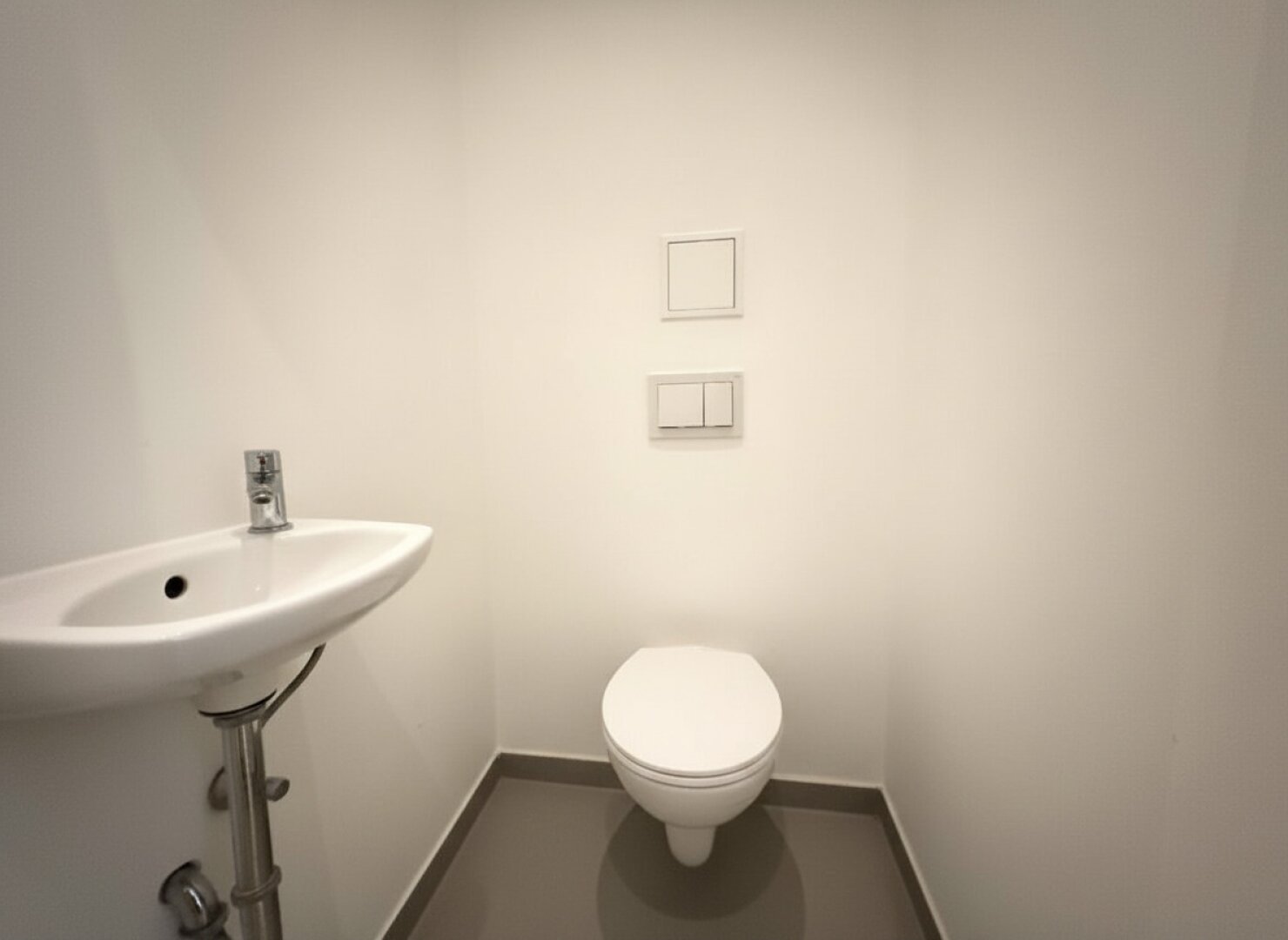 Stilvolle sanierte 2-Zimmer-Altbauwohnung im Erdgeschoss in Ruhelage – Nähe U3 Rochusgasse