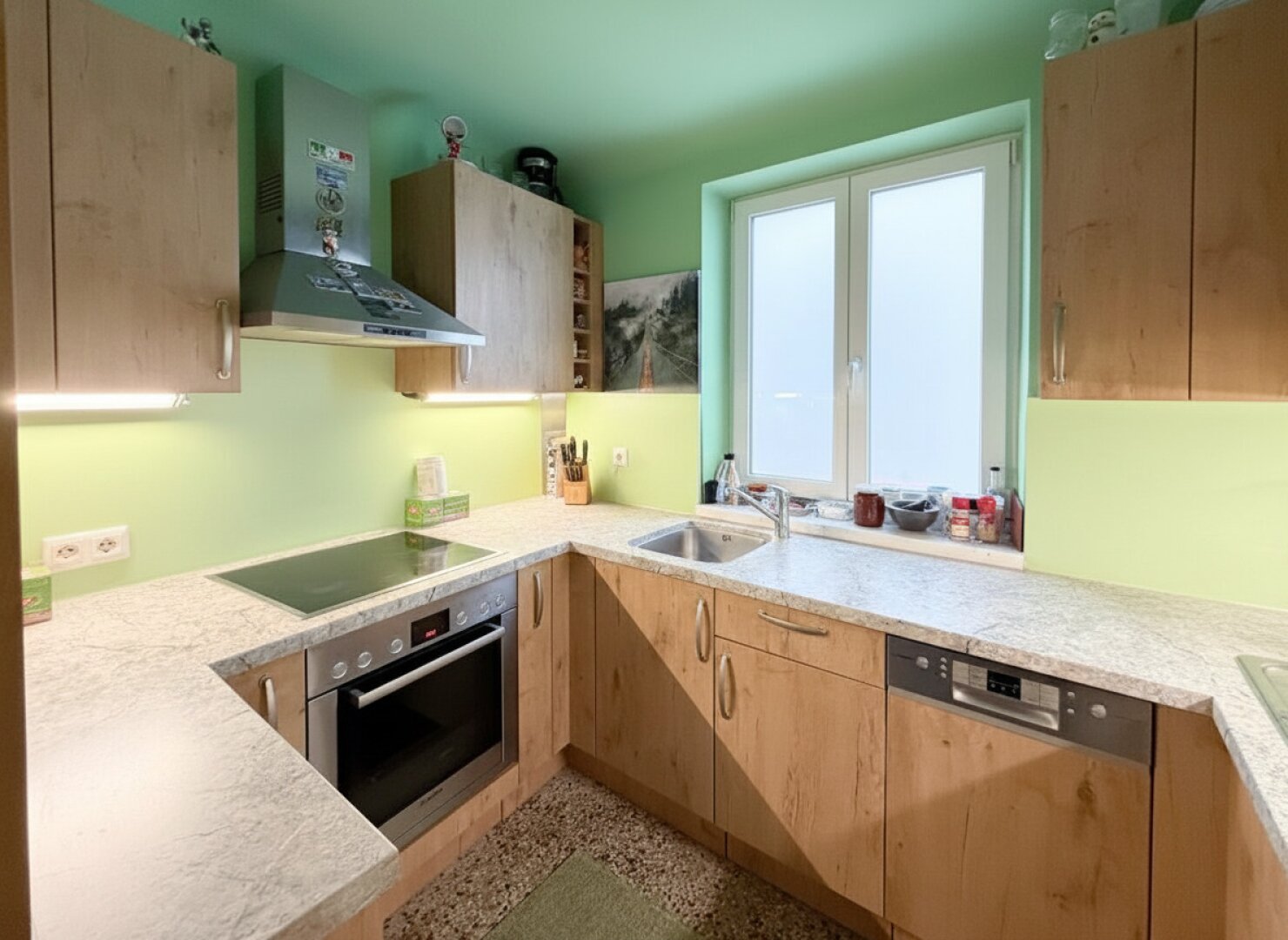 Dachgeschosswohnung im 18. | 2 Zimmer | ruhig, gepflegt | nahe Pötzleinsdorf