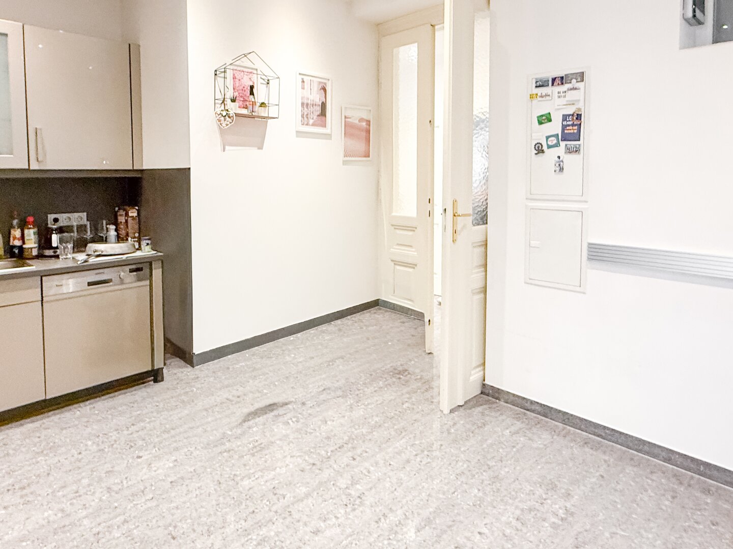 Großzügige Altabuwohung mit moderner Austattung I Nähe U6; Bildungscampus Flora Fries