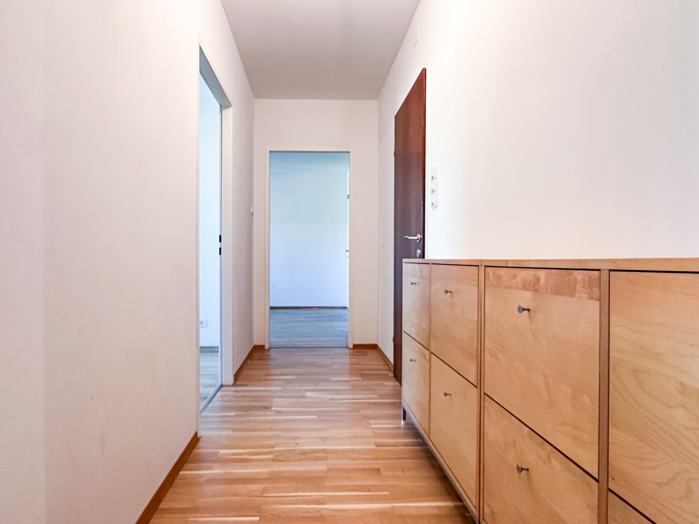 Exklusives Wohnen in Neuwaldegg – 4 Zimmer | Große Loggia | Renoviert | Absolute Ruhelage & Blick ins Grüne