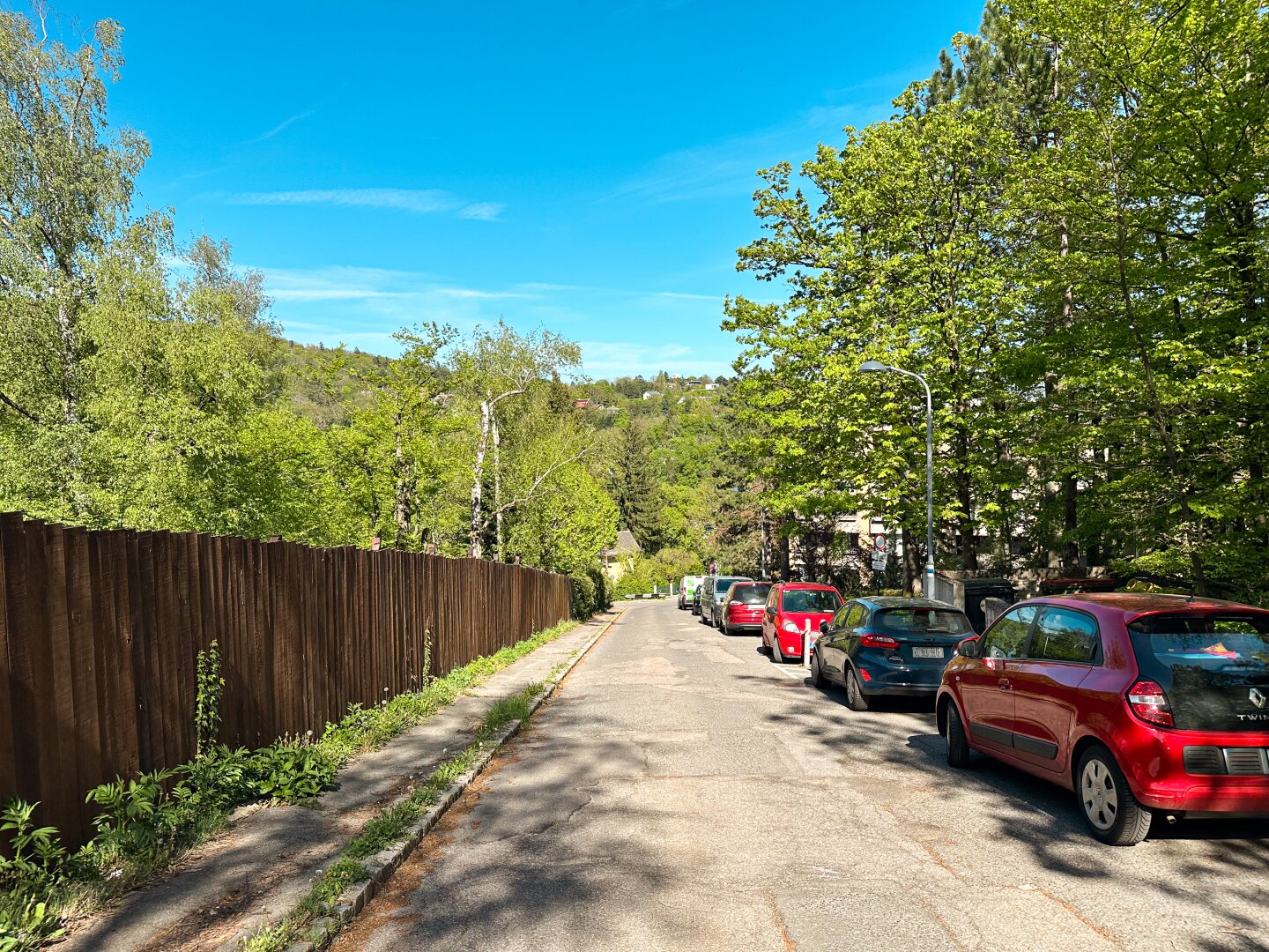 Exklusives Wohnen in Neuwaldegg – 4 Zimmer | Große Loggia | Renoviert | Absolute Ruhelage & Blick ins Grüne