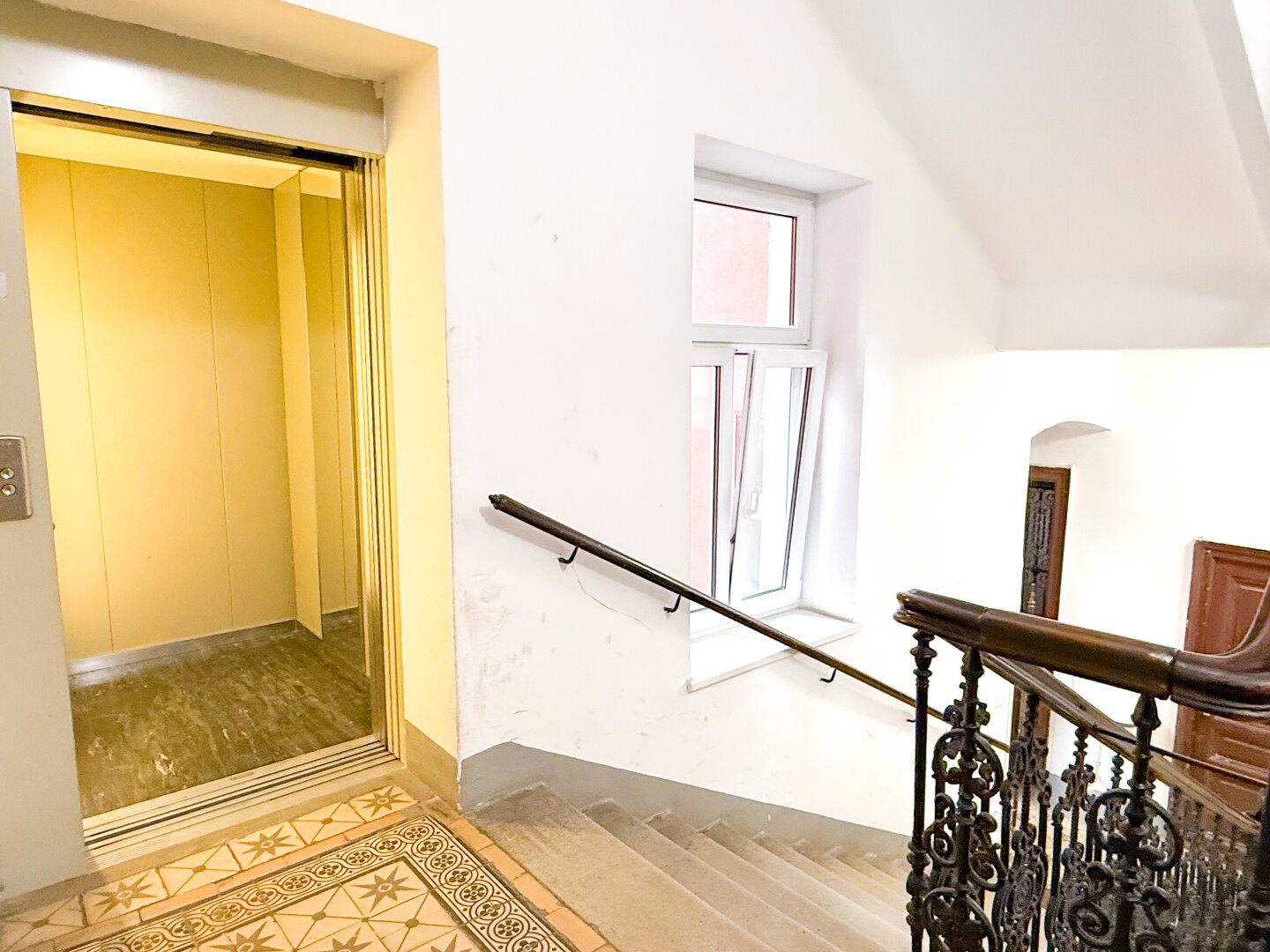 Charmante 2-Zimmer-Wohnung in der Nähe vom Schweizergarten/Schloss Belvedere