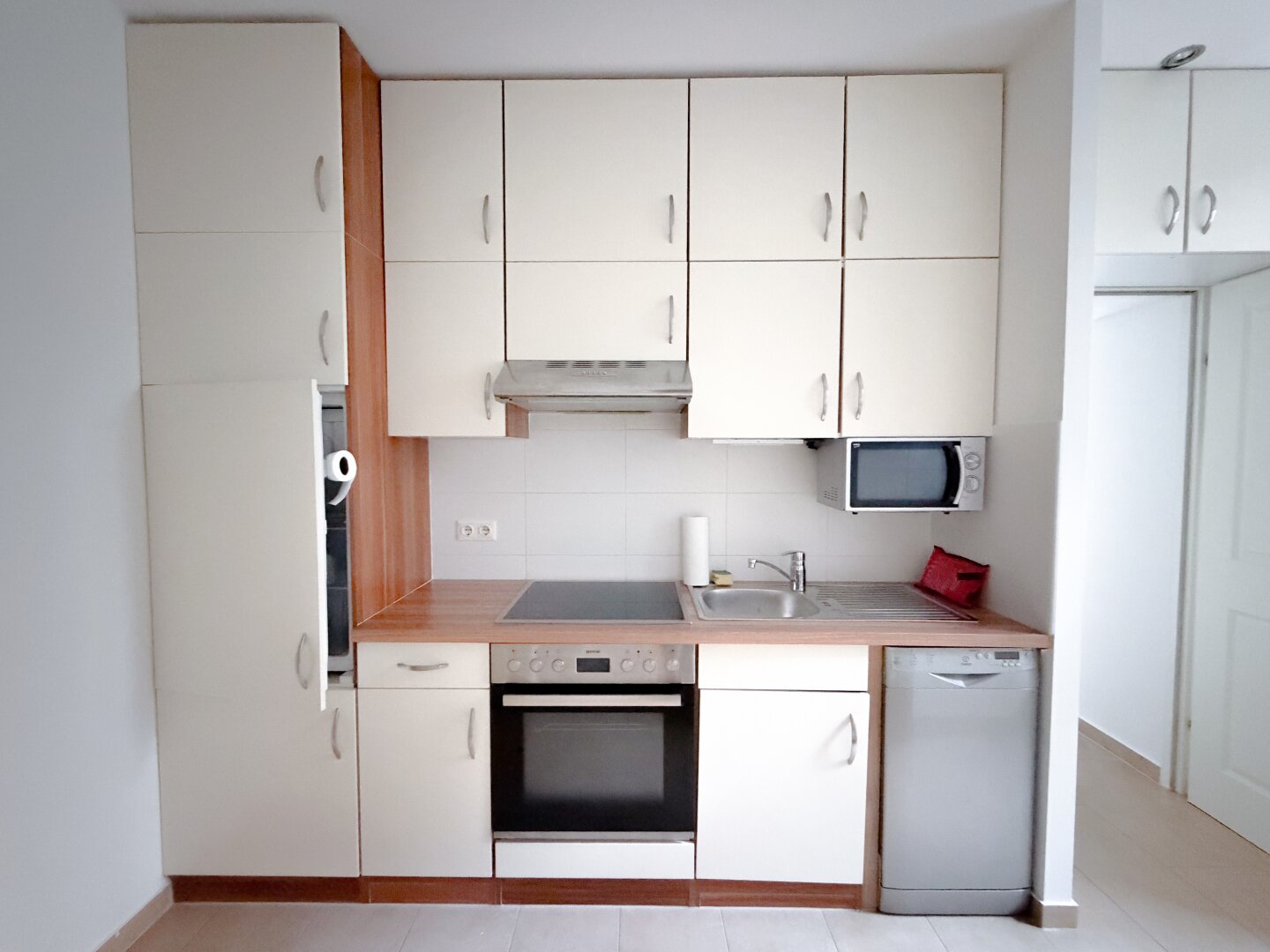 Urban Living in Top-Lage | Ruhige 2-Zimmer-Hofwohnung nahe Burggasse-Stadthalle | U6 | 5er, 6er,18er, 48a, 49er