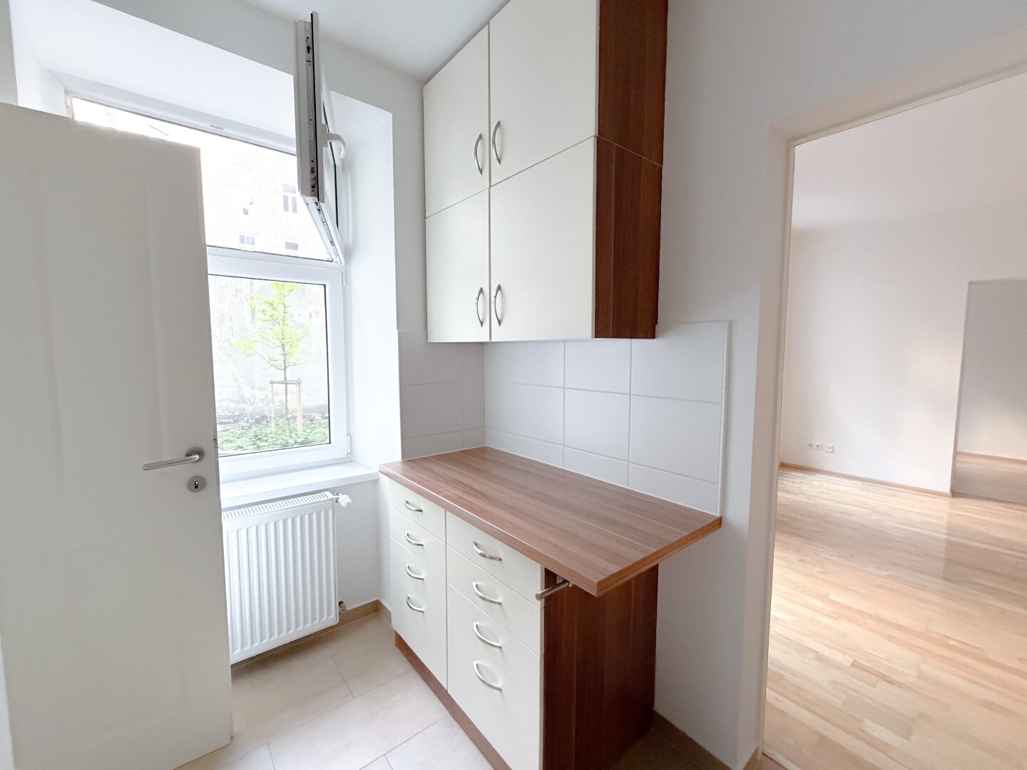 Urban Living in Top-Lage | Ruhige 2-Zimmer-Hofwohnung nahe Burggasse-Stadthalle | U6 | 5er, 6er,18er, 48a, 49er
