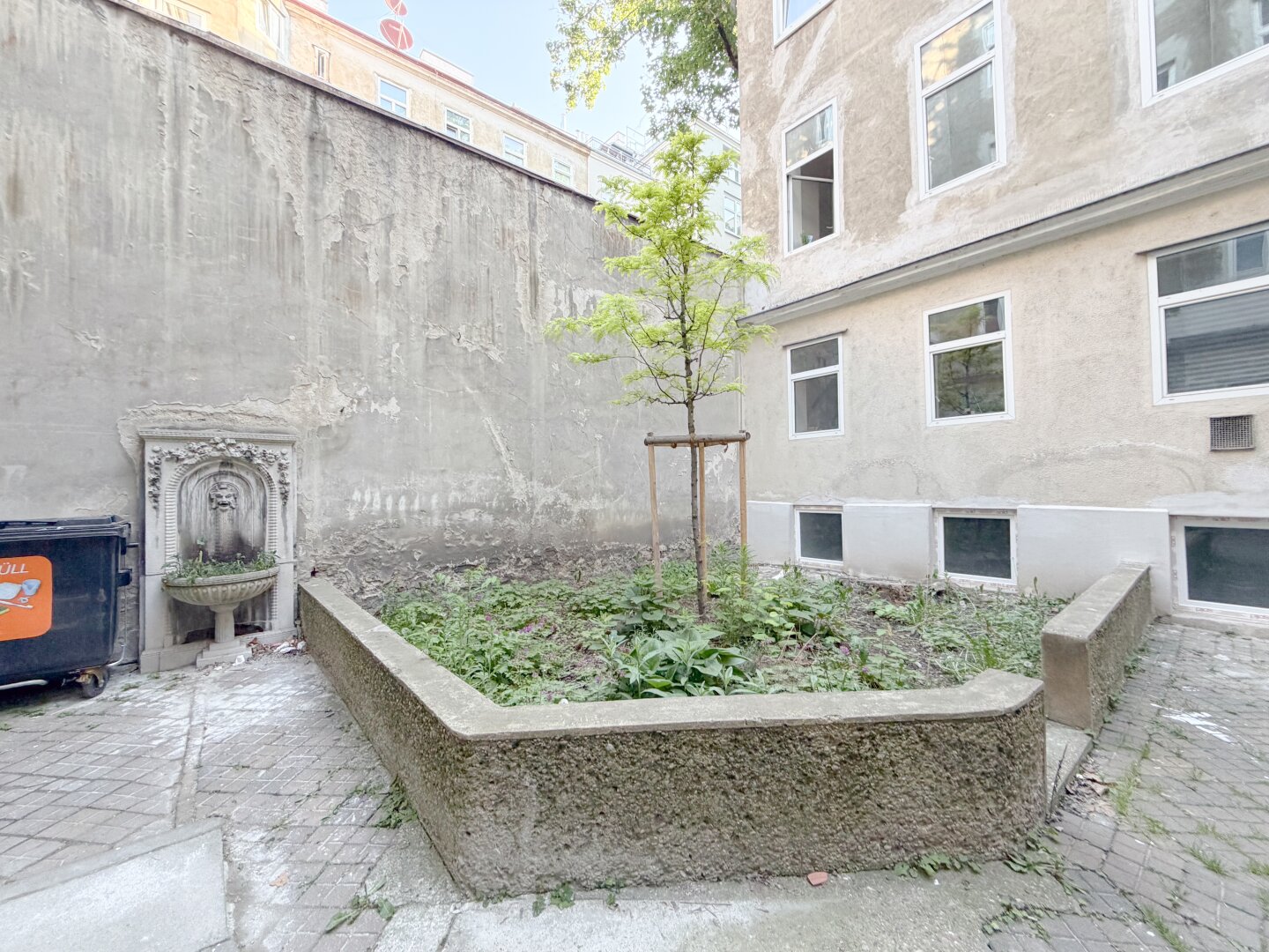 Urban Living in Top-Lage | Ruhige 2-Zimmer-Hofwohnung nahe Burggasse-Stadthalle | U6 | 5er, 6er,18er, 48a, 49er