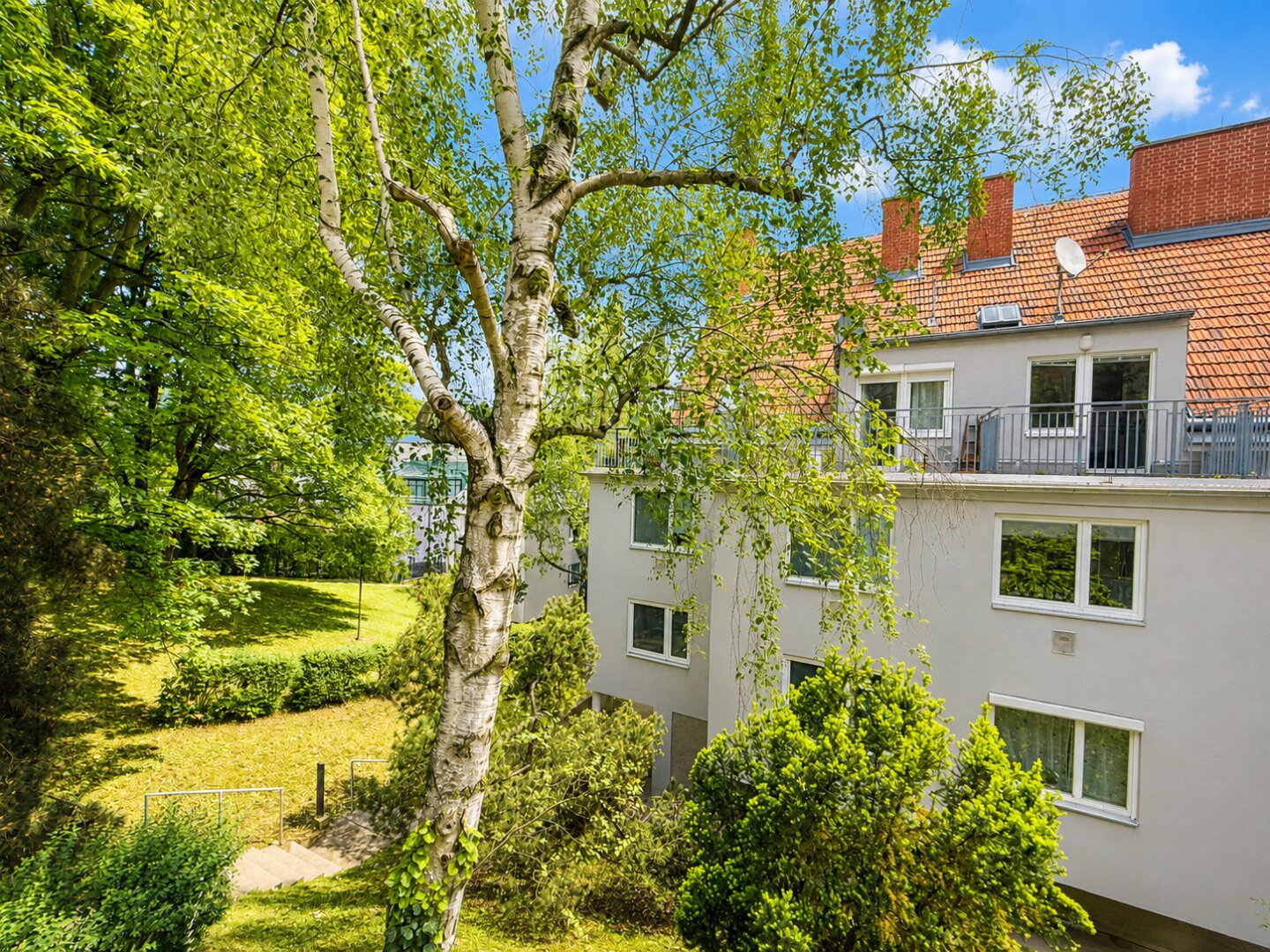 Natur, Ruhe & Lebensqualität – Liebevoll sanierte Wohnung in Bestlage