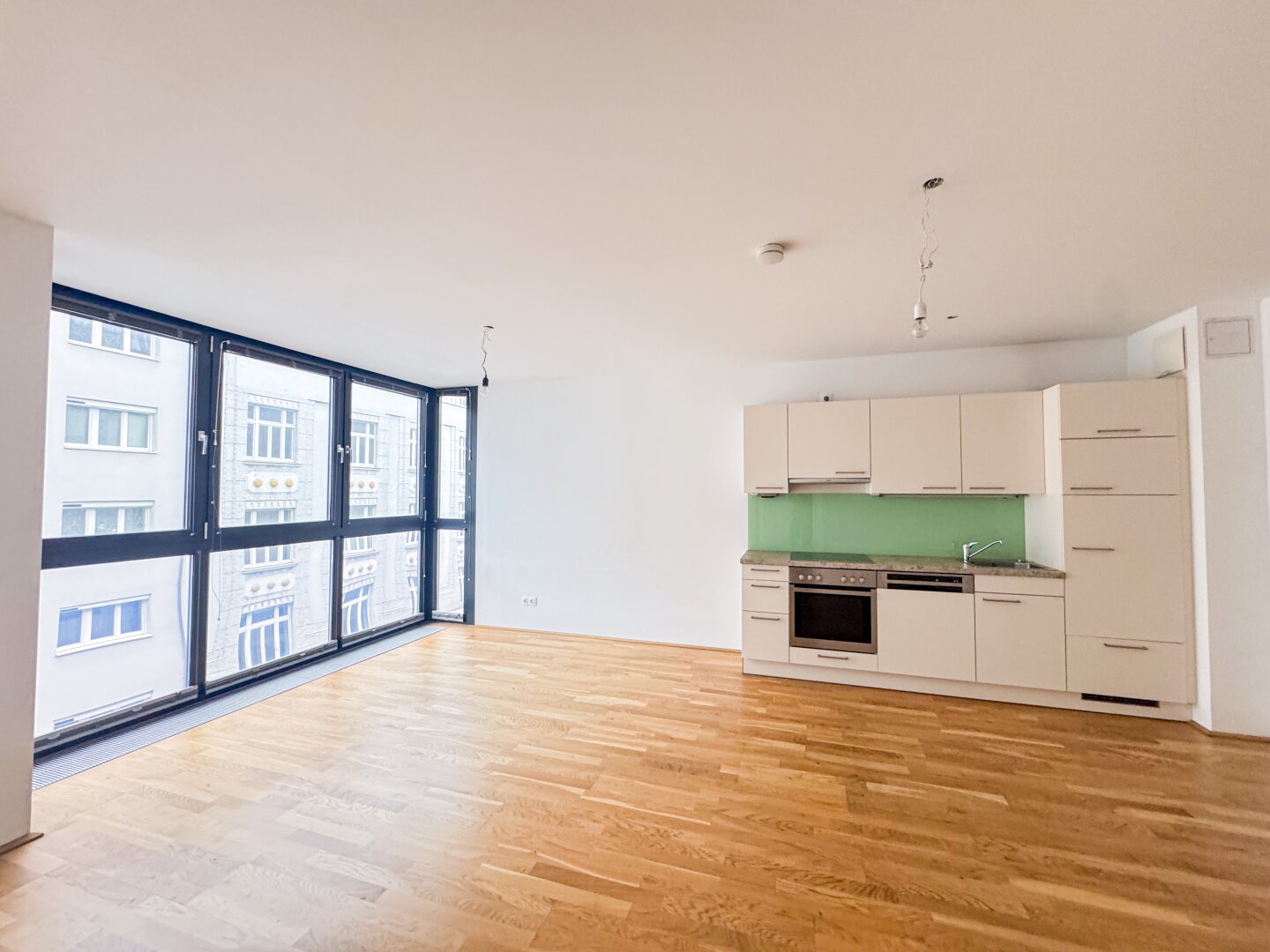 Hochwertige City-Wohnung im Trendviertel Heizkosten inklusive Tiefgaragenplatz | Nähe Burggasse | Neustiftgasse
