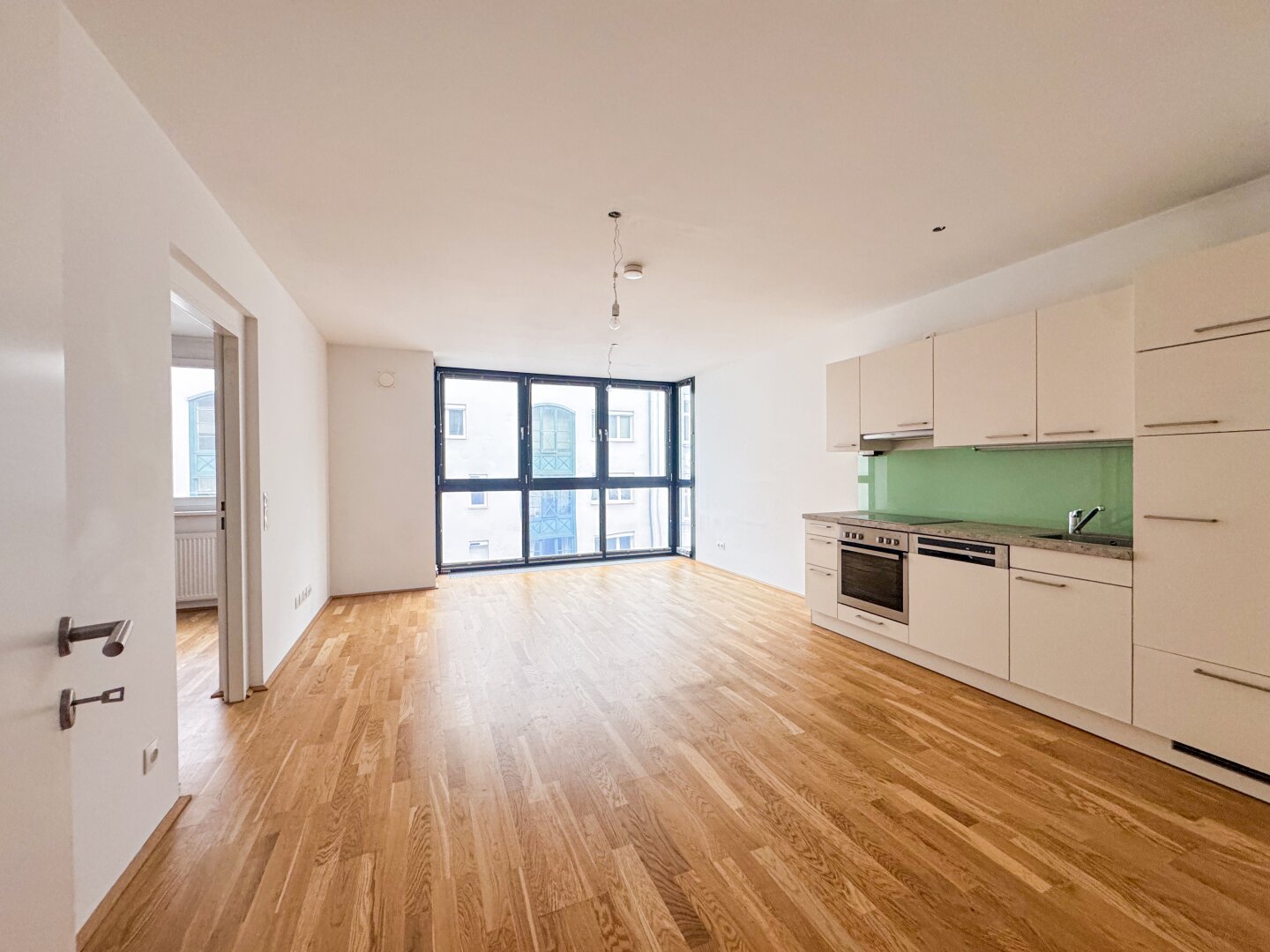 Hochwertige City-Wohnung im Trendviertel Heizkosten inklusive Tiefgaragenplatz | Nähe Burggasse | Neustiftgasse