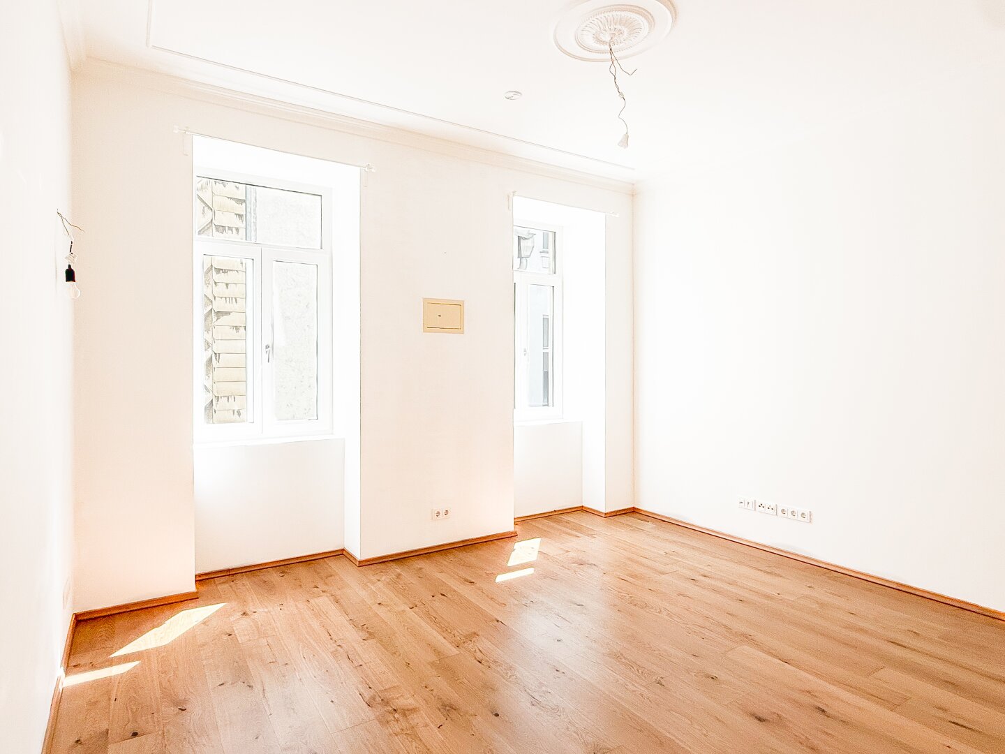 Altbauklassiker im sanierten Zustand - Top-Lage im Cottageviertel I Nähe Aumannplatz I Fußbodenheizung
