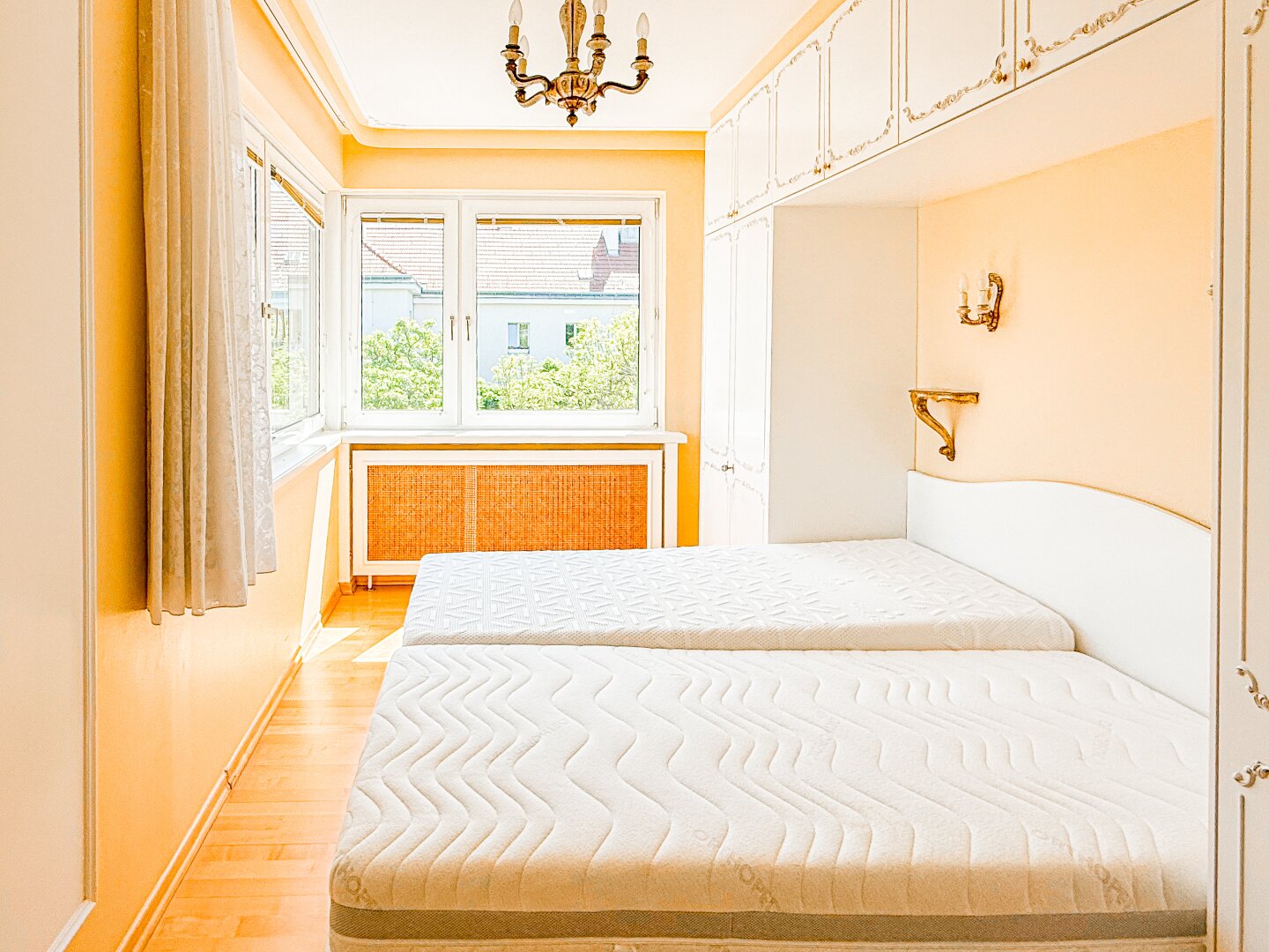 Charmante Maisonette-Wohnung auf drei Ebenen und 180 Grad Blick I Nähe ÖGK Hanusch Krankenhaus