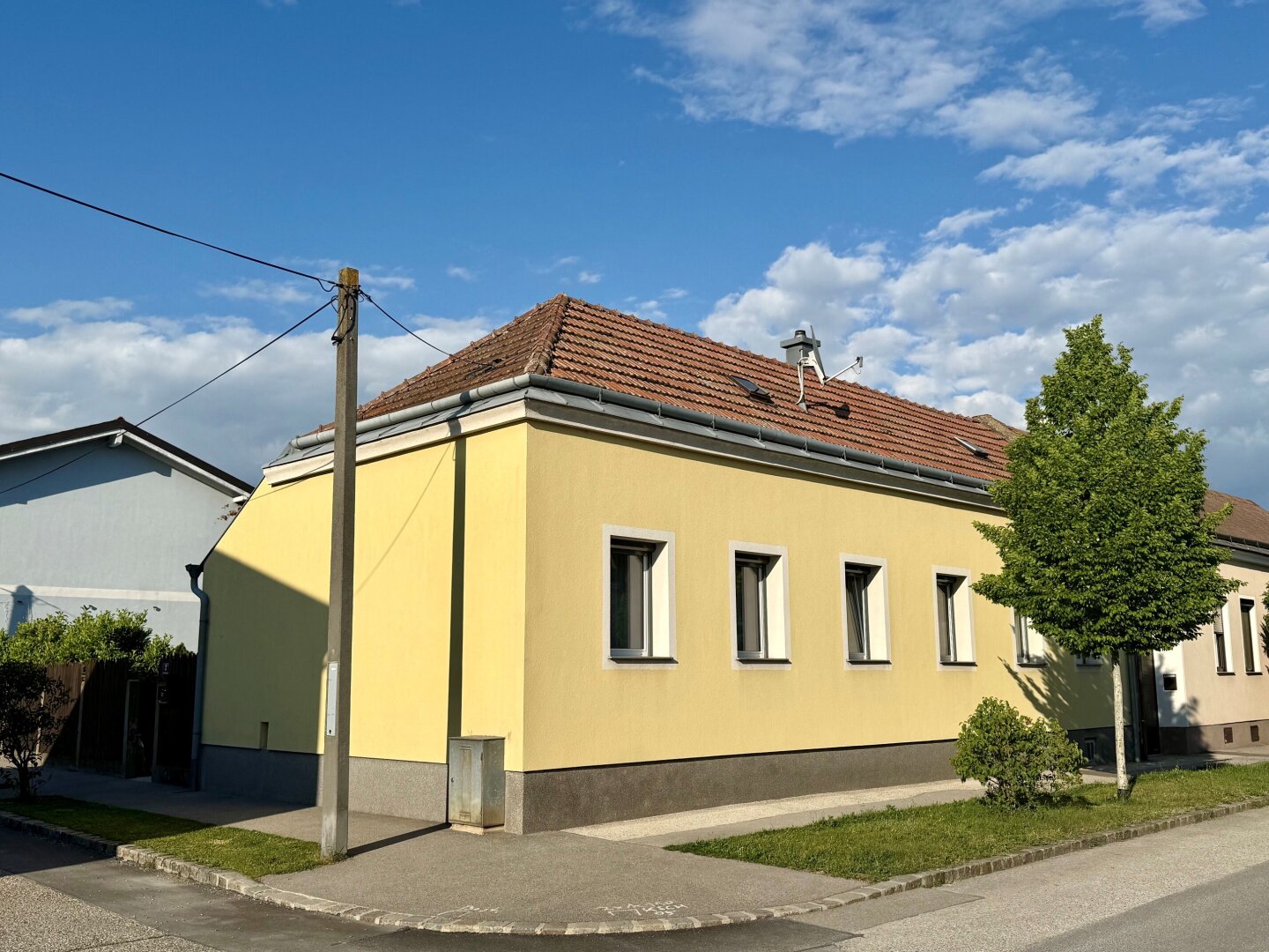 Top-Einfamilienhaus mit Traumgarten und Terrasse in Deutsch-Wagram - Kaufpreis: EUR 399.000,-- !!!