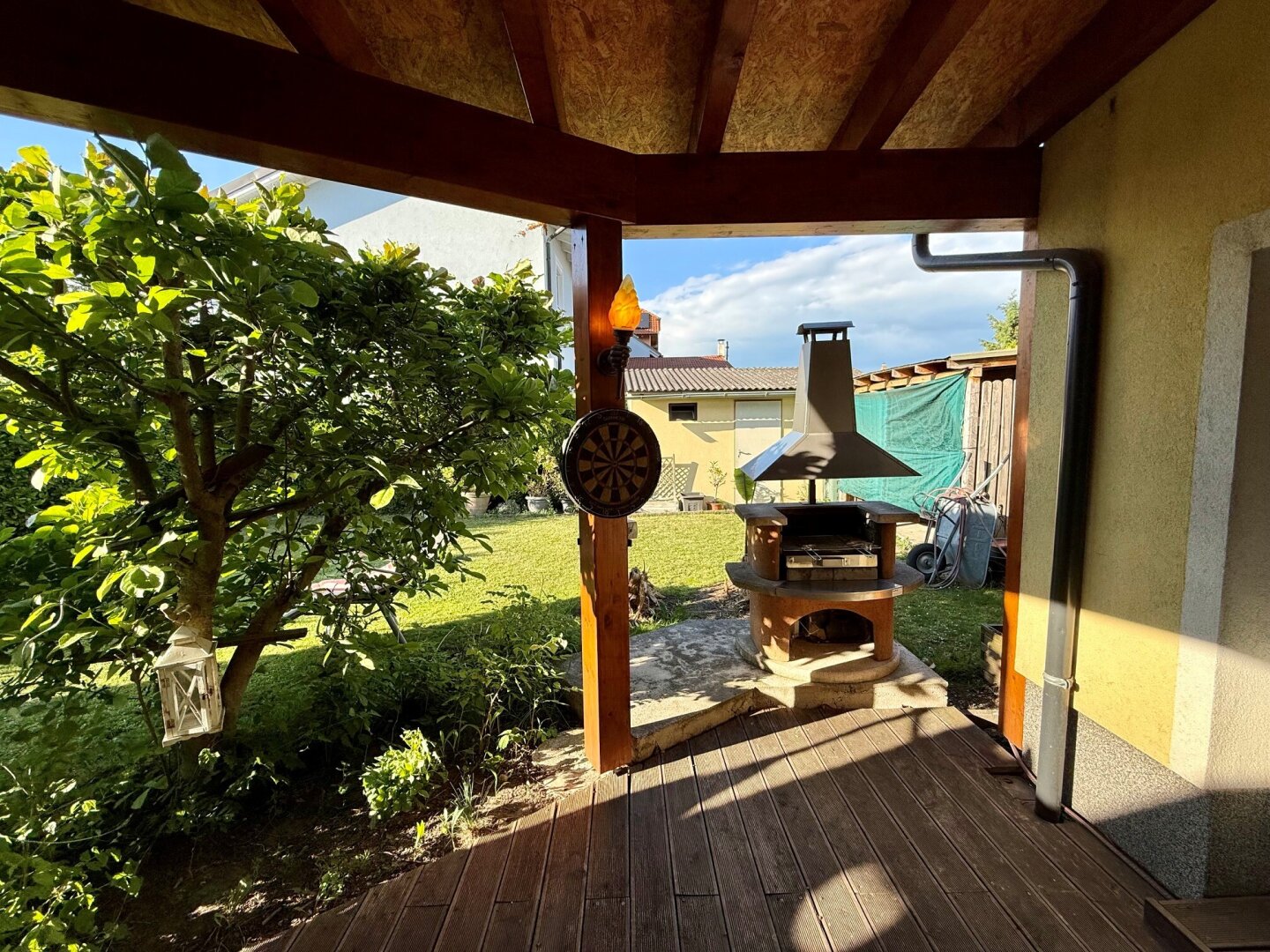 Top-Einfamilienhaus mit Traumgarten und Terrasse in Deutsch-Wagram - Kaufpreis: EUR 399.000,-- !!!