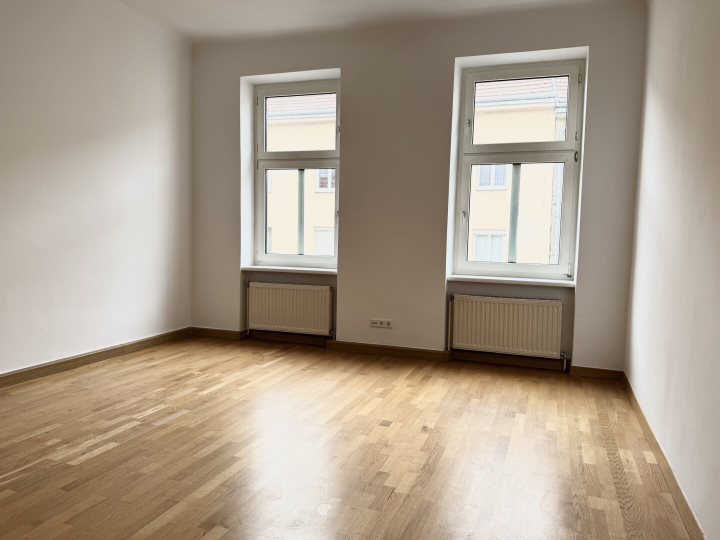 1 ZIMMER I BALKON I Ruhelage I nahe Belvedere