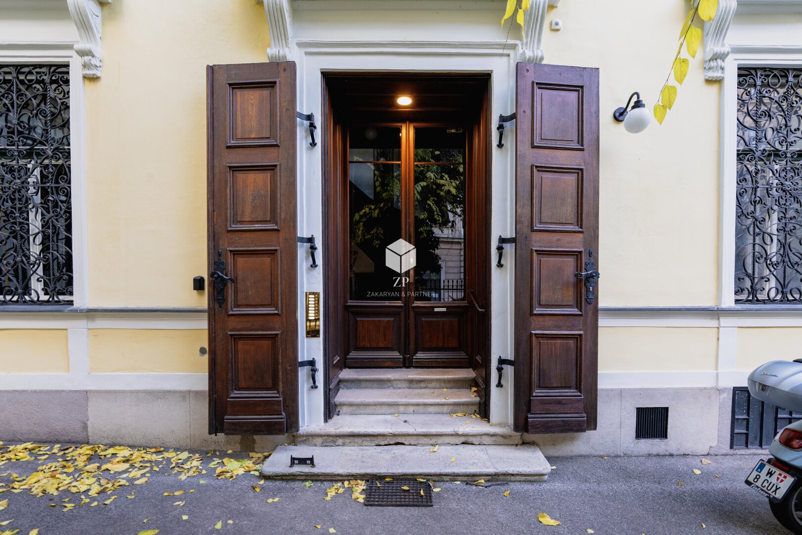 Palais Salm: Möblierte Luxus-Wohnung mit 2 Schlafzimmern!