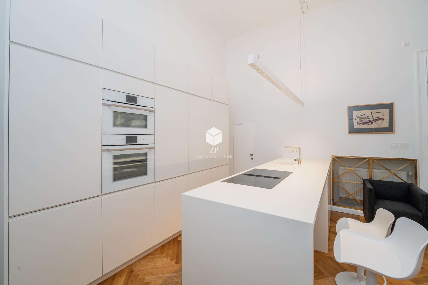 Palais Salm: Möblierte Luxus-Wohnung mit 2 Schlafzimmern!