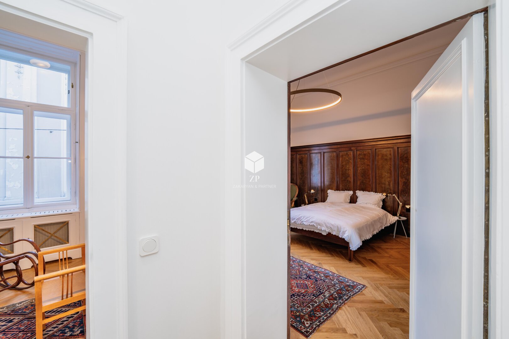 Palais Salm: Möblierte Luxus-Wohnung mit 2 Schlafzimmern!